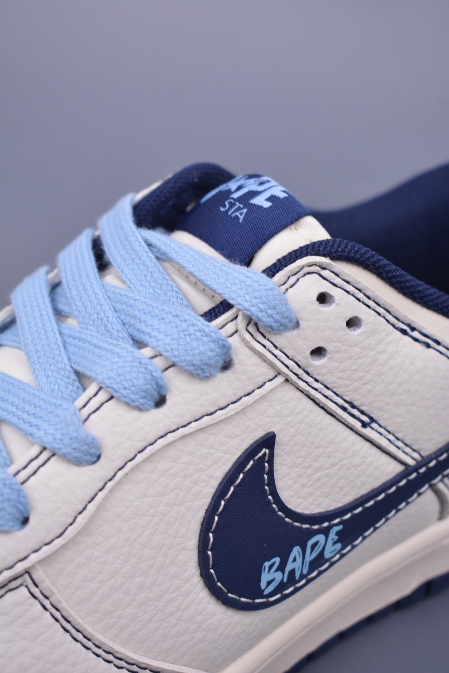 260 Nike SB Dunk Low 猿人头联名 BZ2501-100