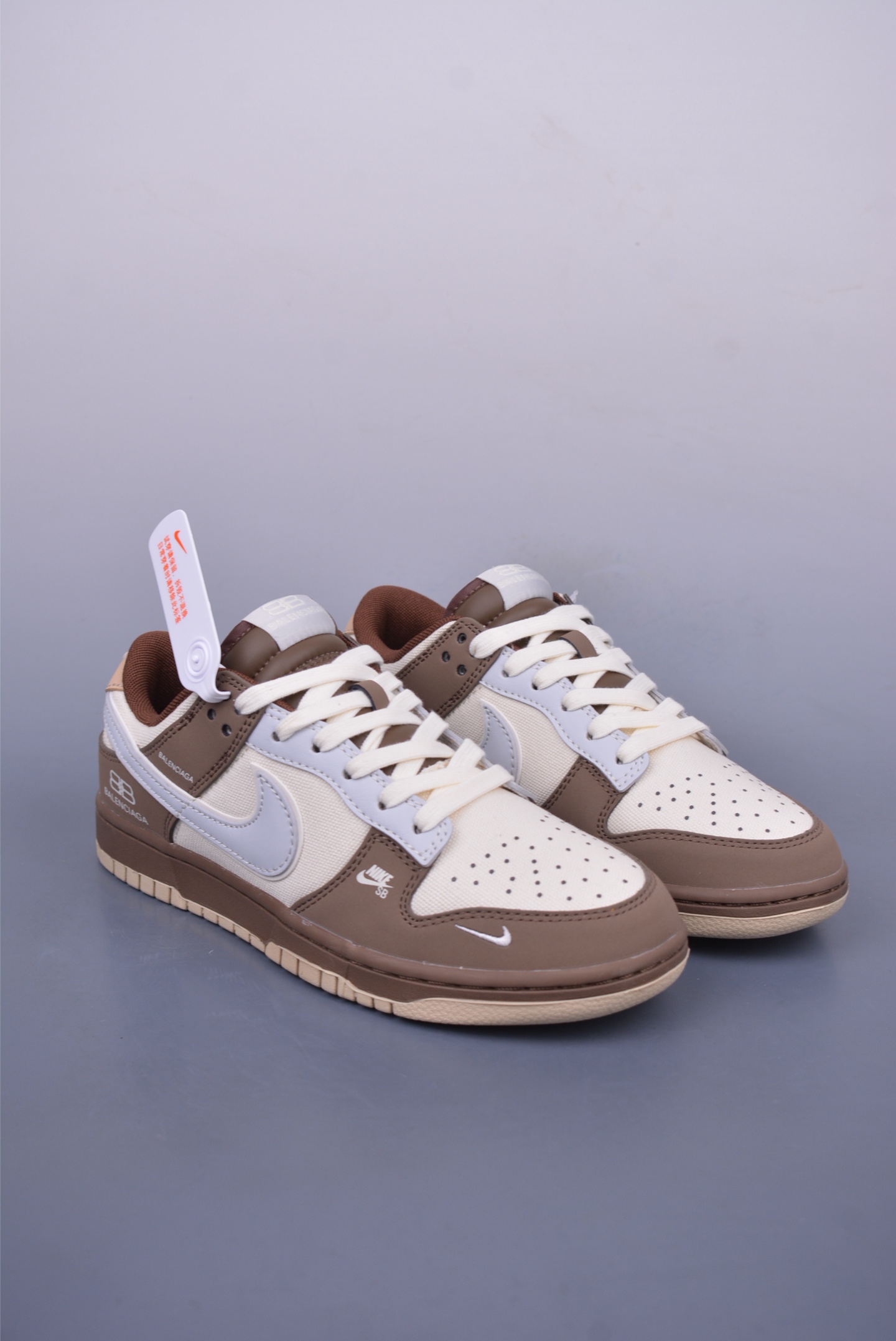 260 Nike SB Dunk Low 巴黎世家联名 XD1588-201