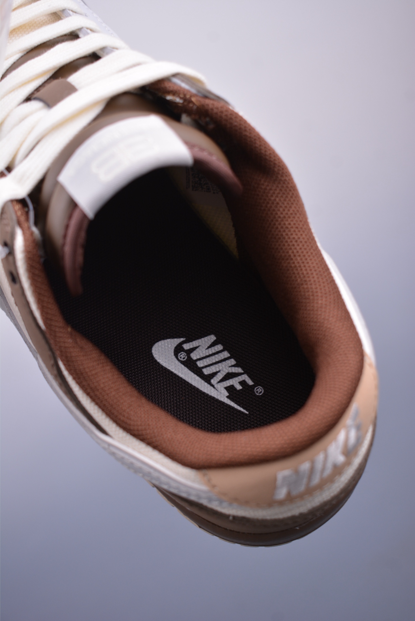 260 Nike SB Dunk Low 巴黎世家联名 XD1588-201