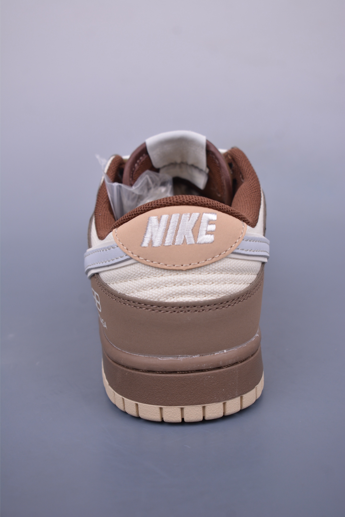 260 Nike SB Dunk Low 巴黎世家联名 XD1588-201