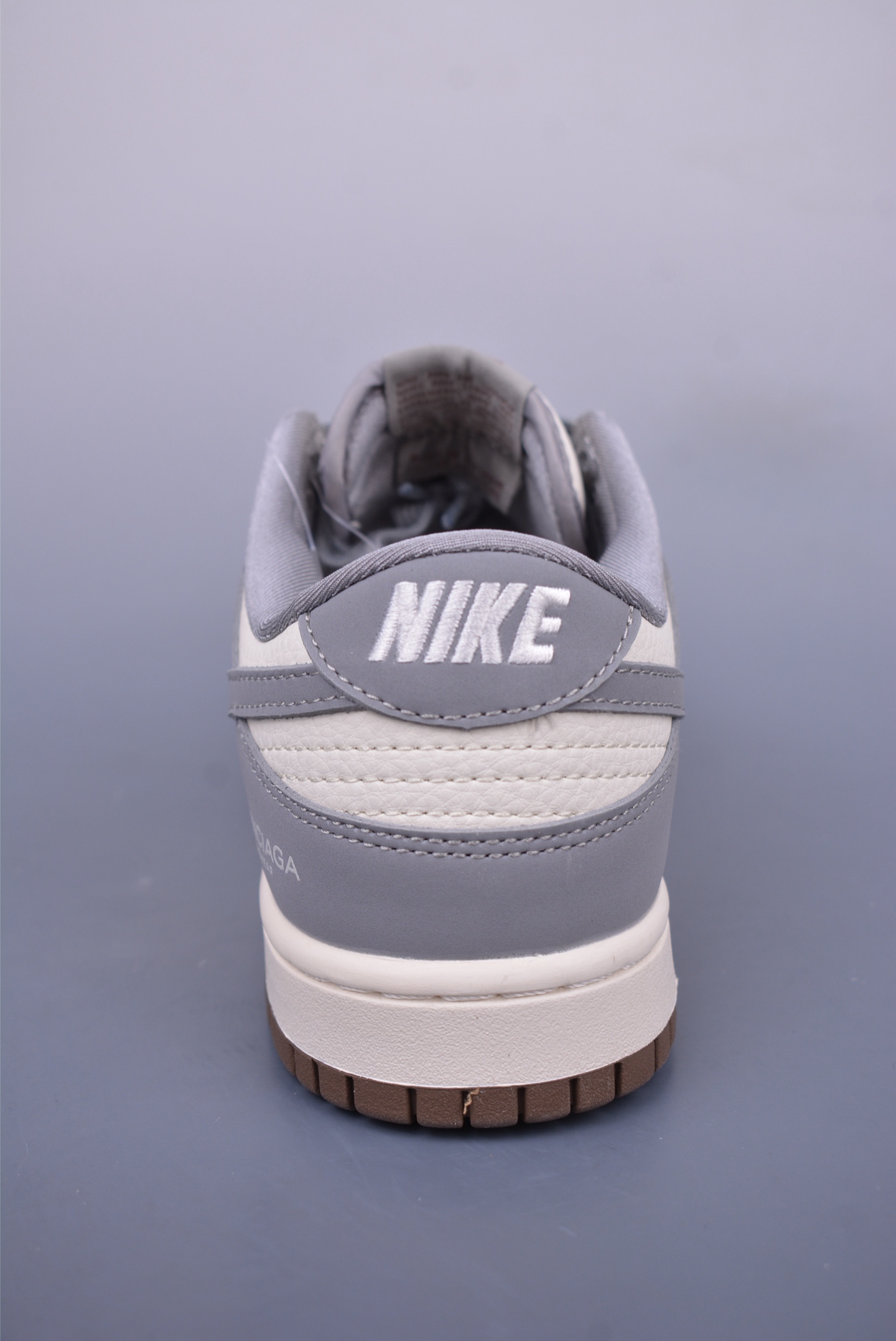 260 Nike SB Dunk Low 巴黎世家联名 XD1588-205