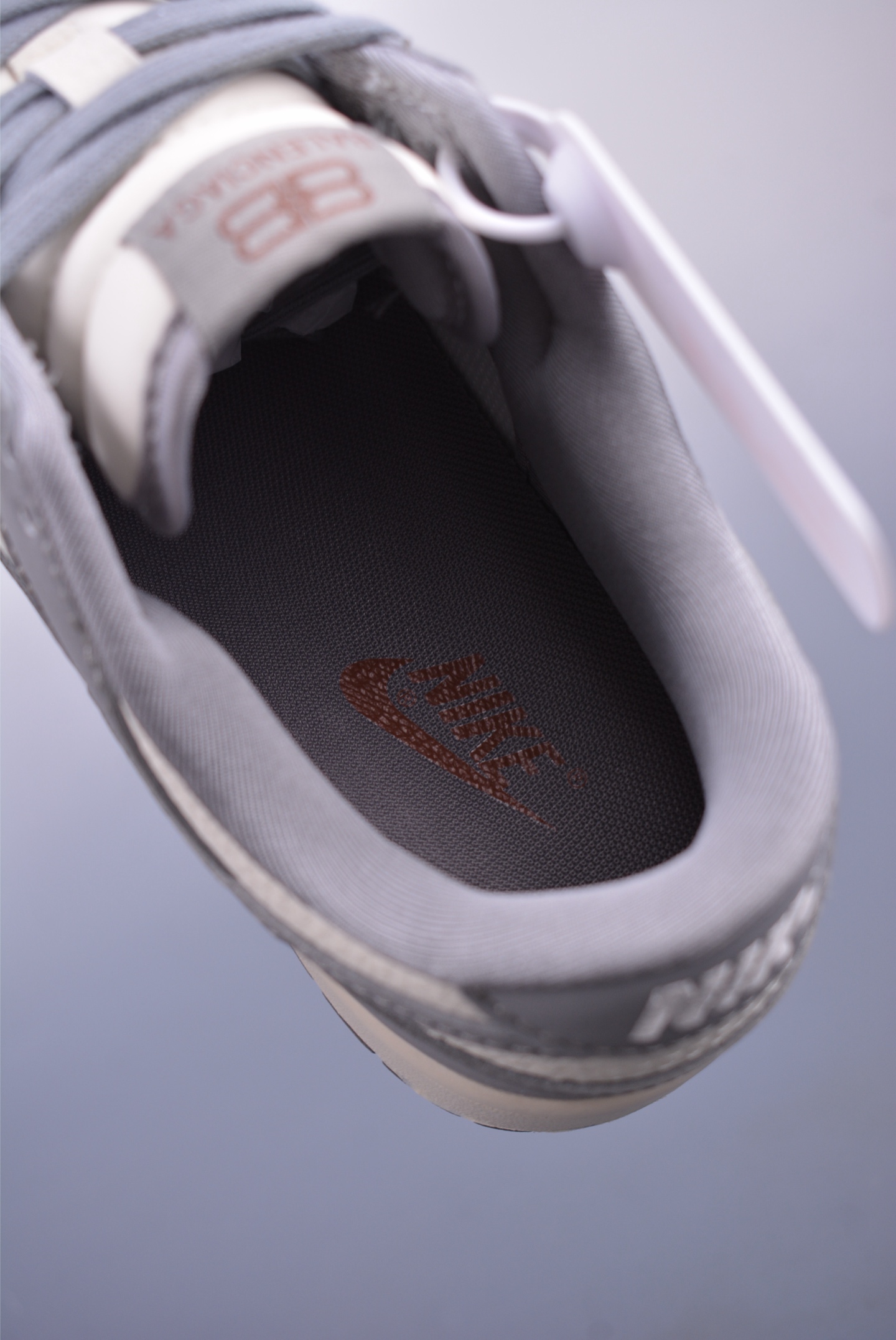 260 Nike SB Dunk Low 巴黎世家联名 XD1588-205