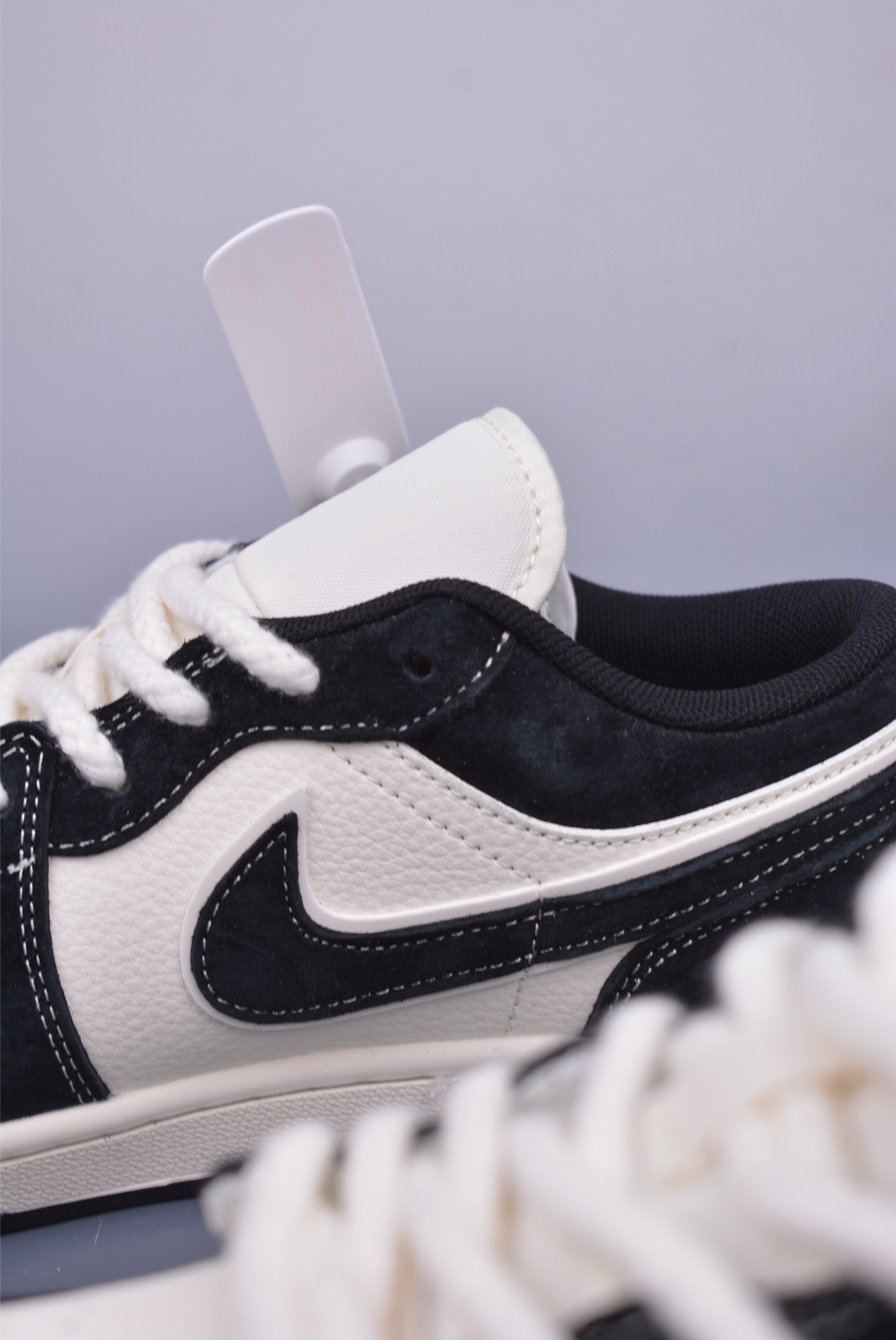 280 Nike Jordan Air Jordan 1 斯图西联名 YX5066-302