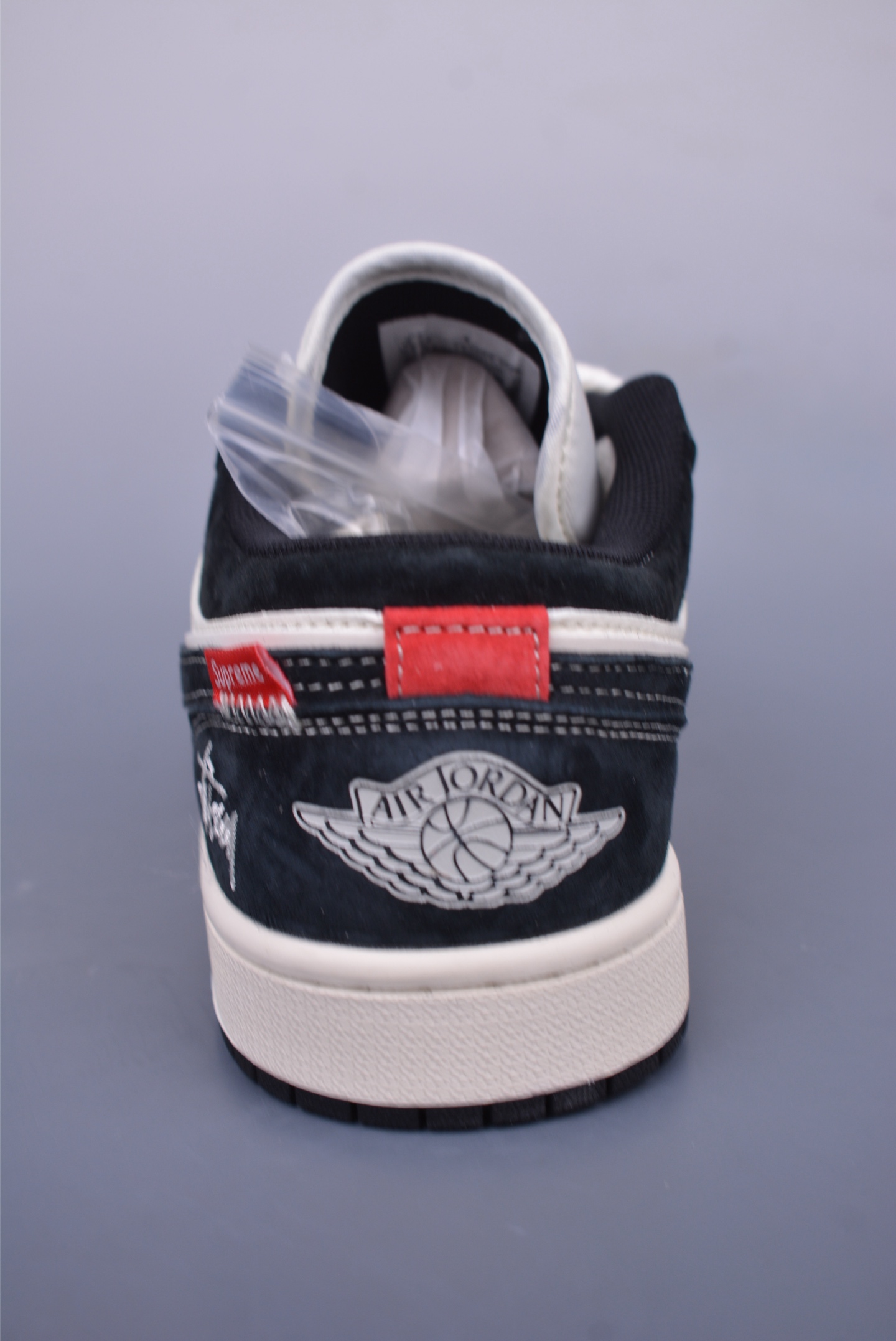 280 Nike Jordan Air Jordan 1 斯图西联名 YX5066-302