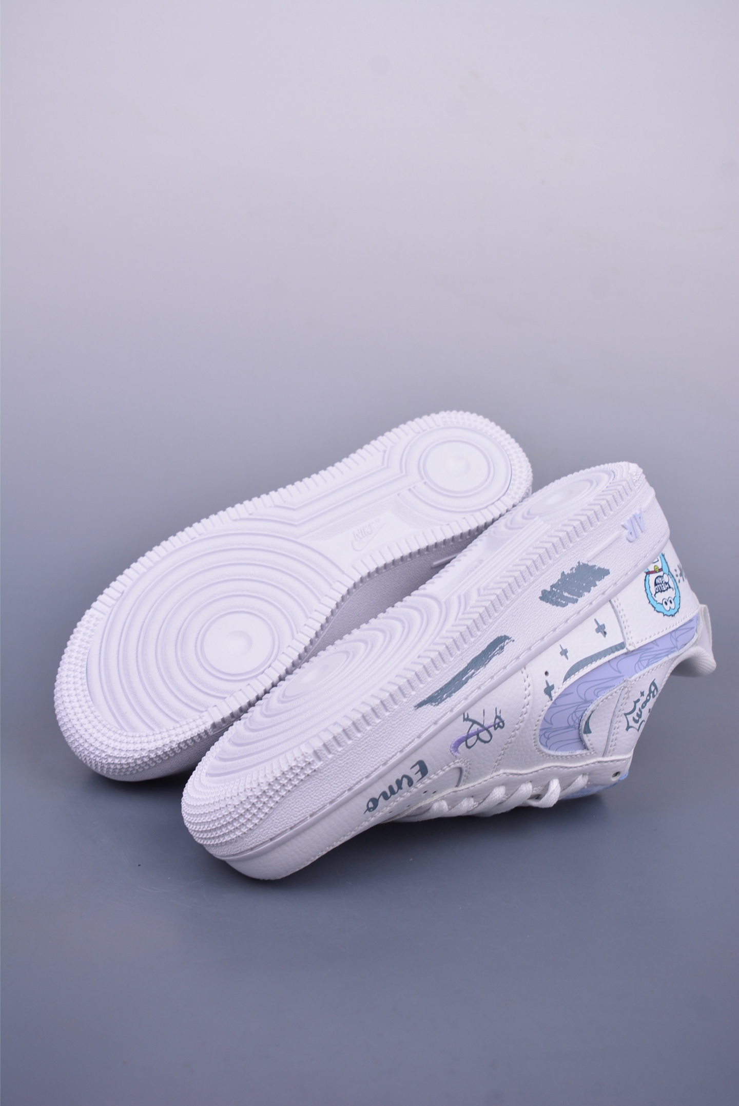 Nike Air Force 1 Low 芝麻街 FB8971-080