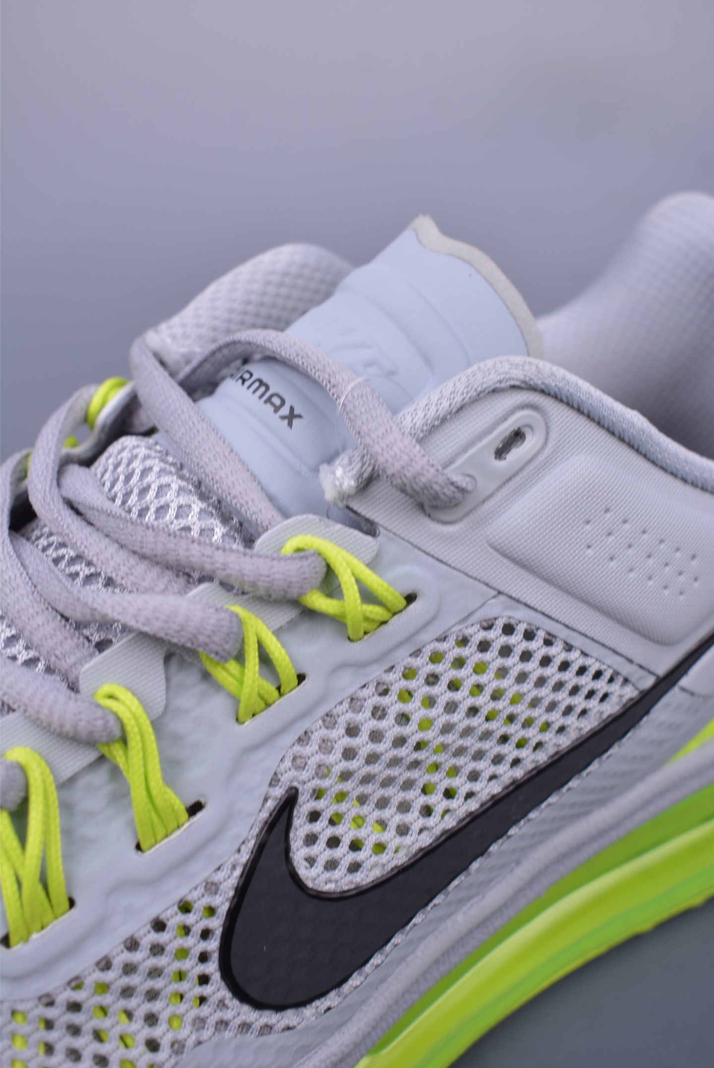 NIKE Air Max 2013 耐克复古透气网布 全掌气垫 缓震跑步鞋 HF3660-003