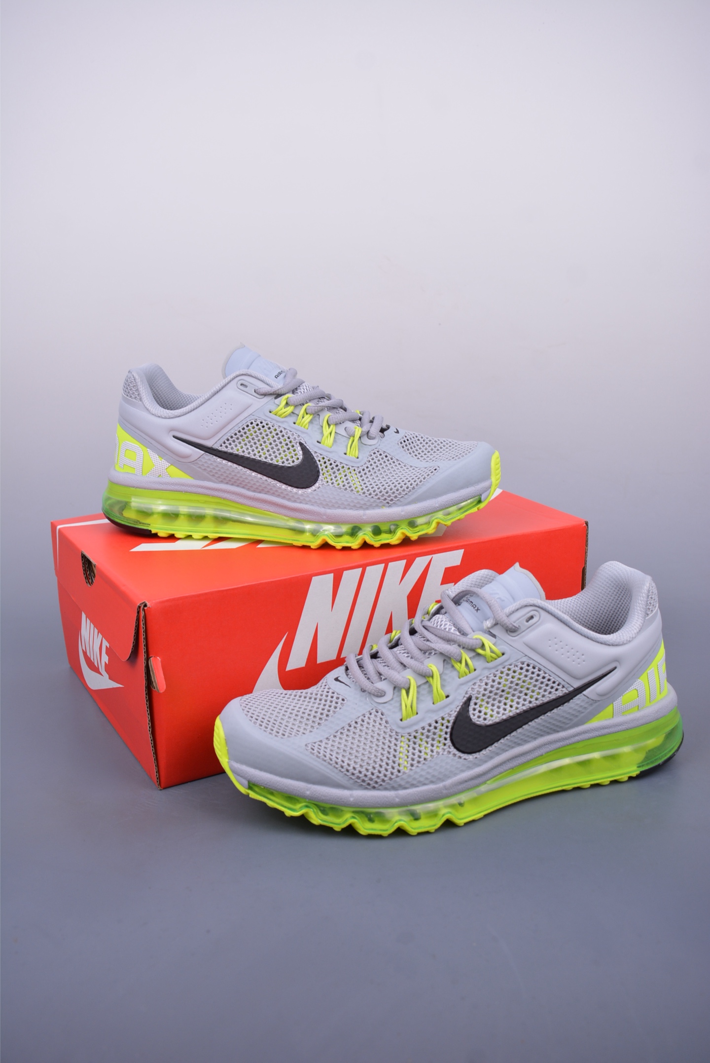 NIKE Air Max 2013 耐克复古透气网布 全掌气垫 缓震跑步鞋 HF3660-003