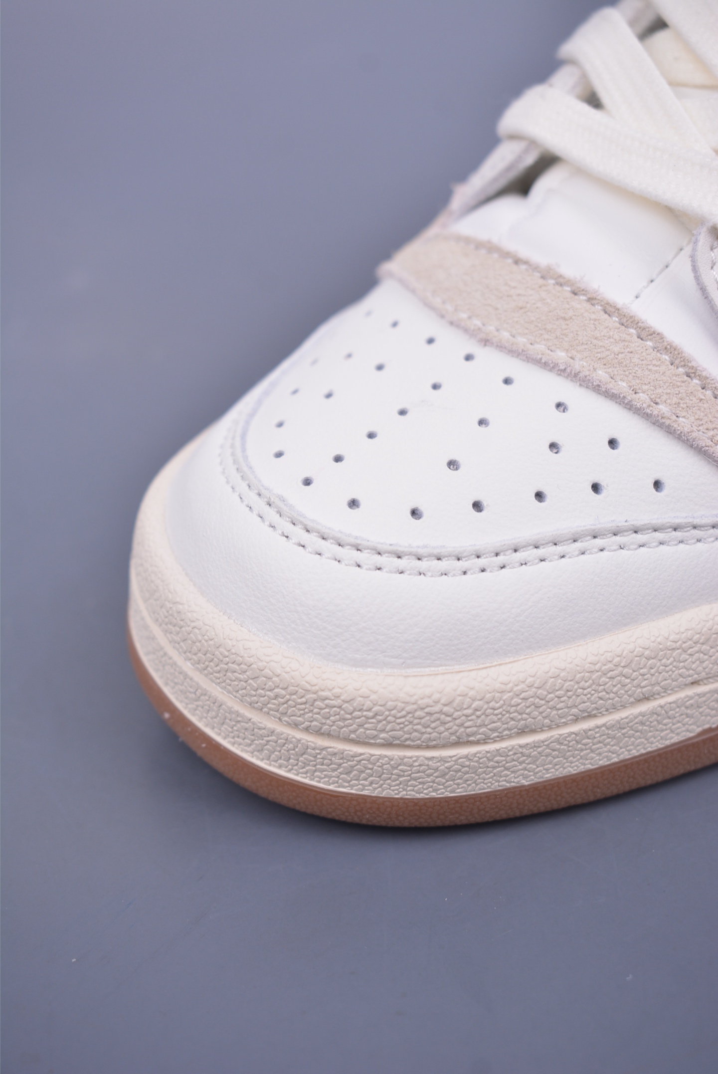 海外渠道版 原盒原标 Adidas Forum LOW CL 三叶草低邦 经典魔术贴复古板鞋 JH7940