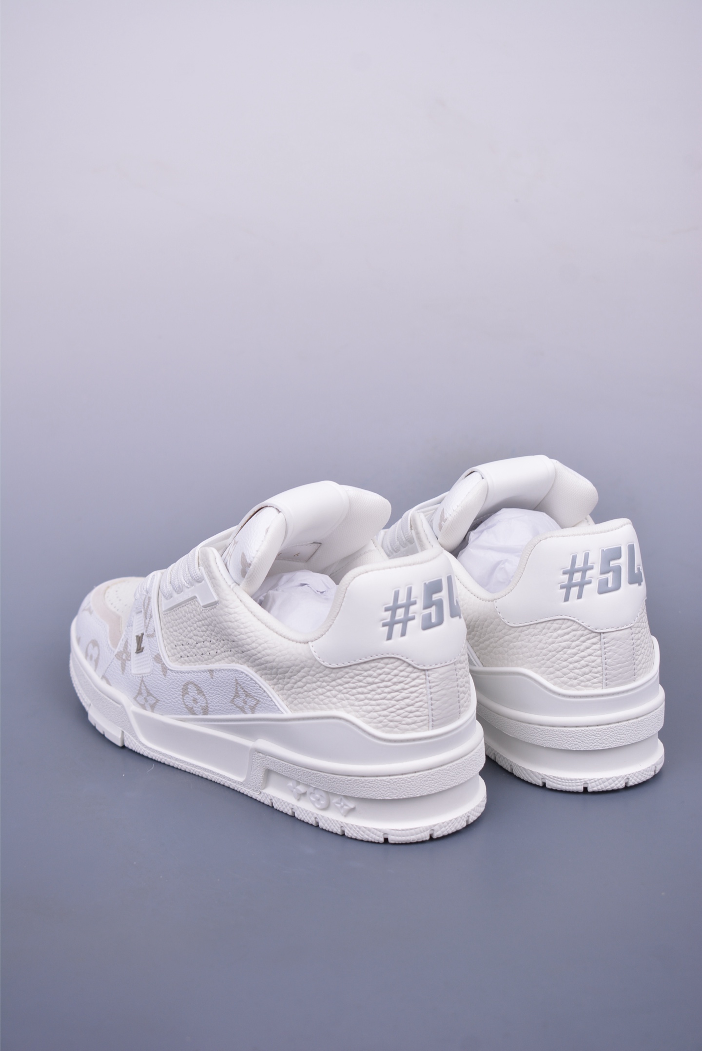550 2021s LV Trainer 限定联名 经典多拼色超好看