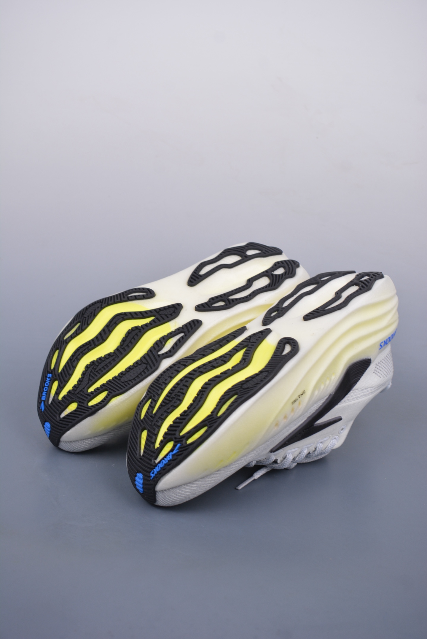 Brooks 布鲁克斯 Glycerin Max 超弹轻盈跑步鞋 110447