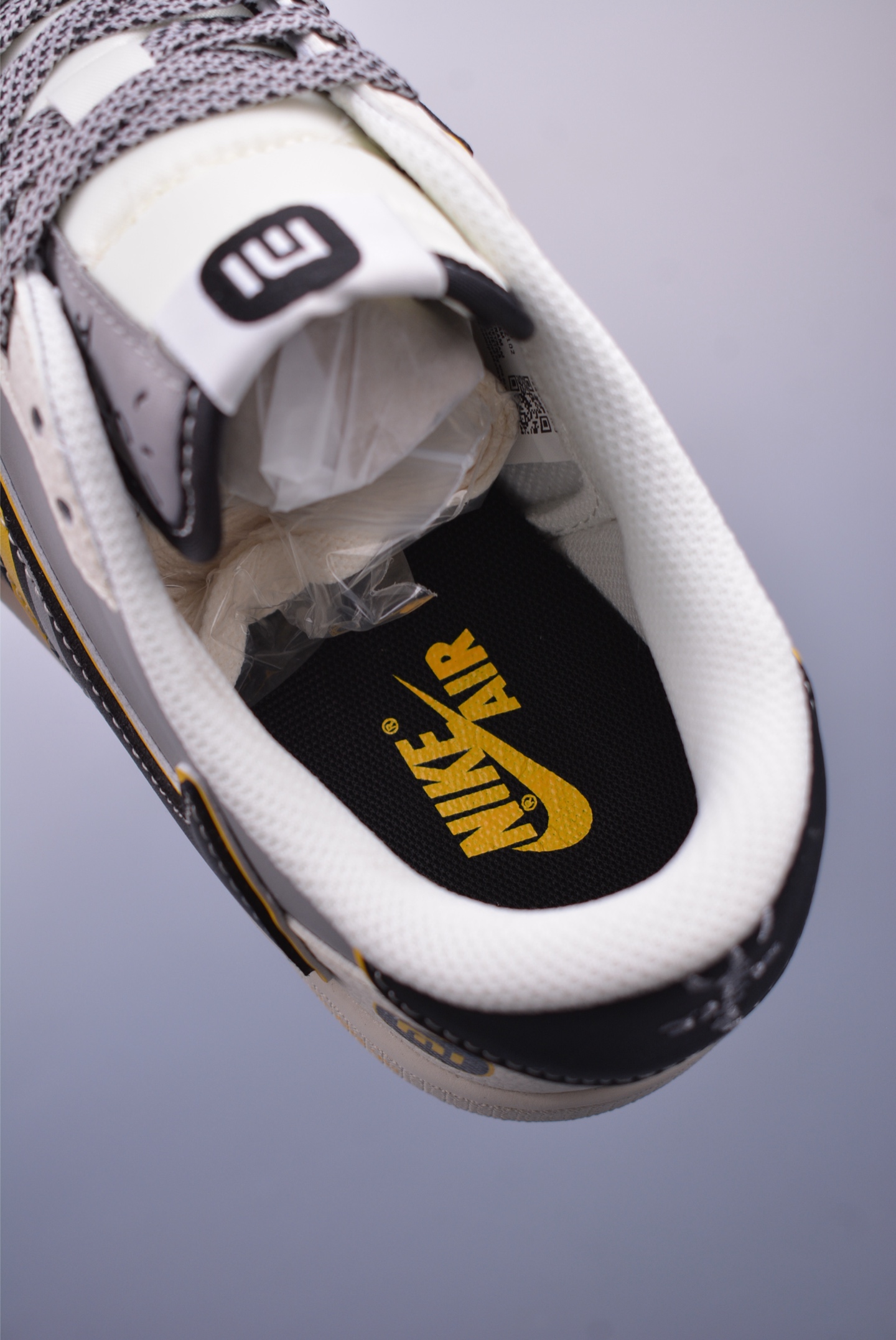 Fragment x Travis Scott x 小米su7 Air Jordan 1 Low 三方联名倒钩 XS2024-025