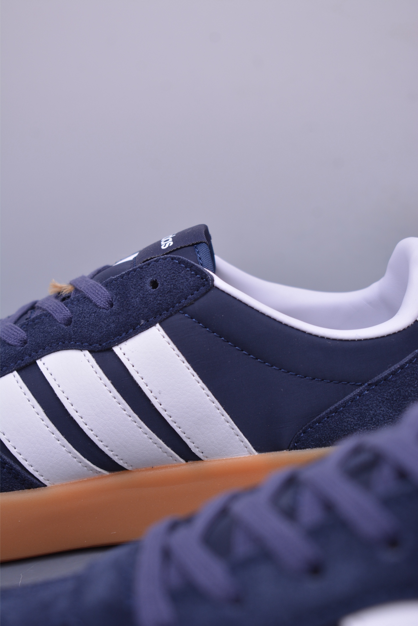 Adidas Barreda Decode 阿迪舒适减震低帮休闲板鞋 JQ6677