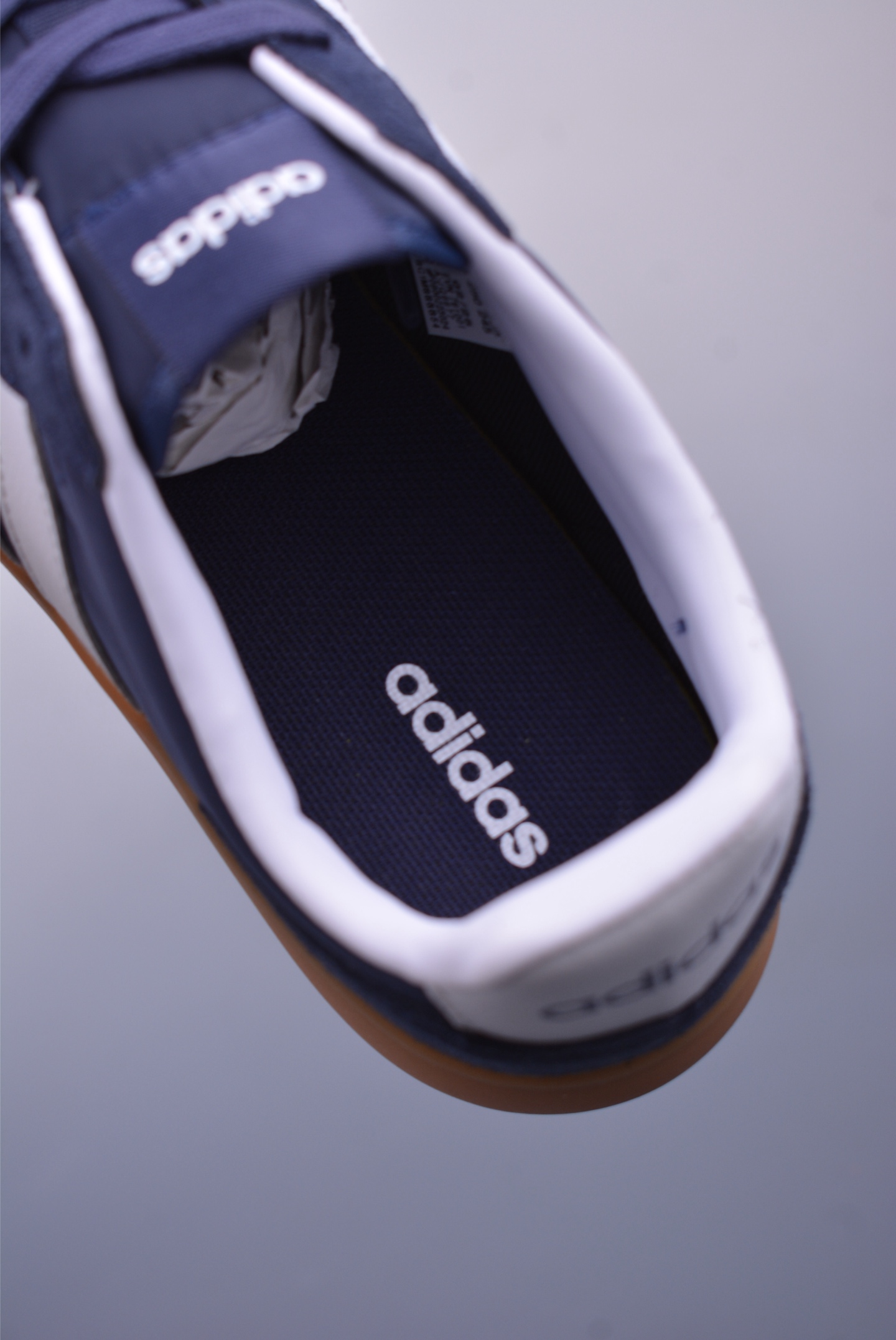 Adidas Barreda Decode 阿迪舒适减震低帮休闲板鞋 JQ6677