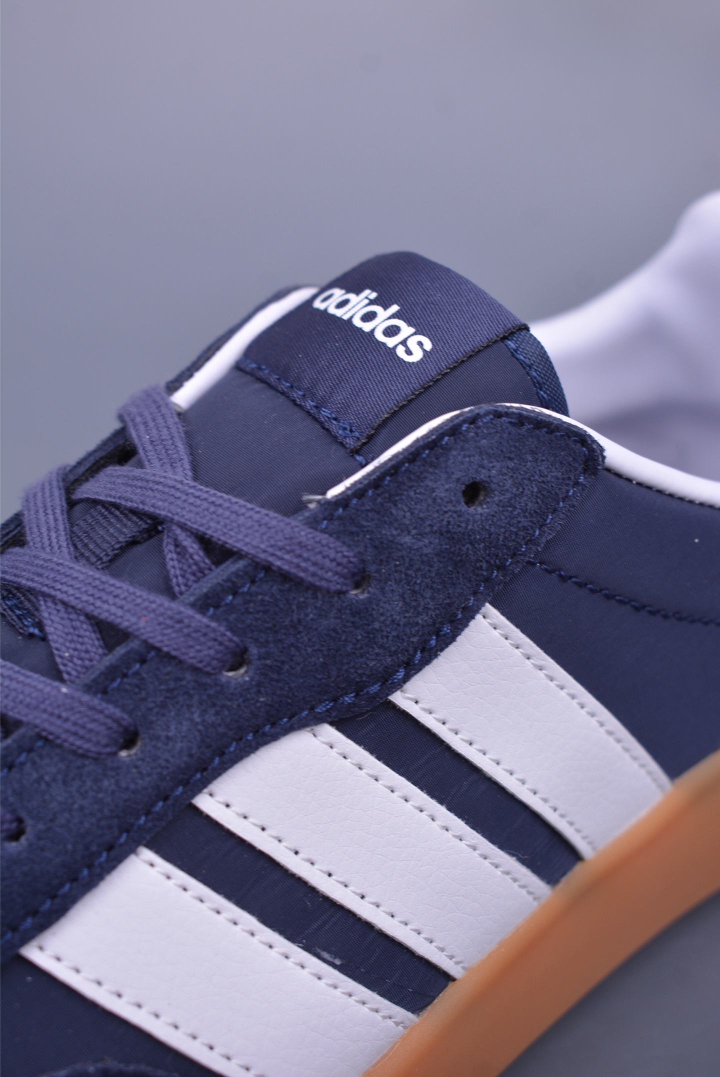 Adidas Barreda Decode 阿迪舒适减震低帮休闲板鞋 JQ6677