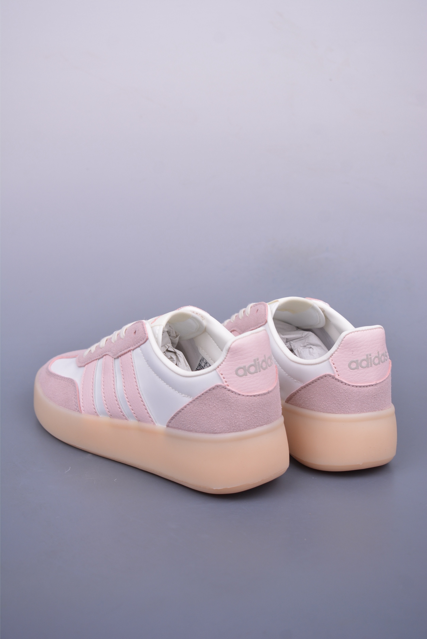 Adidas Barreda Decode 阿迪舒适减震低帮休闲板鞋 JI2332