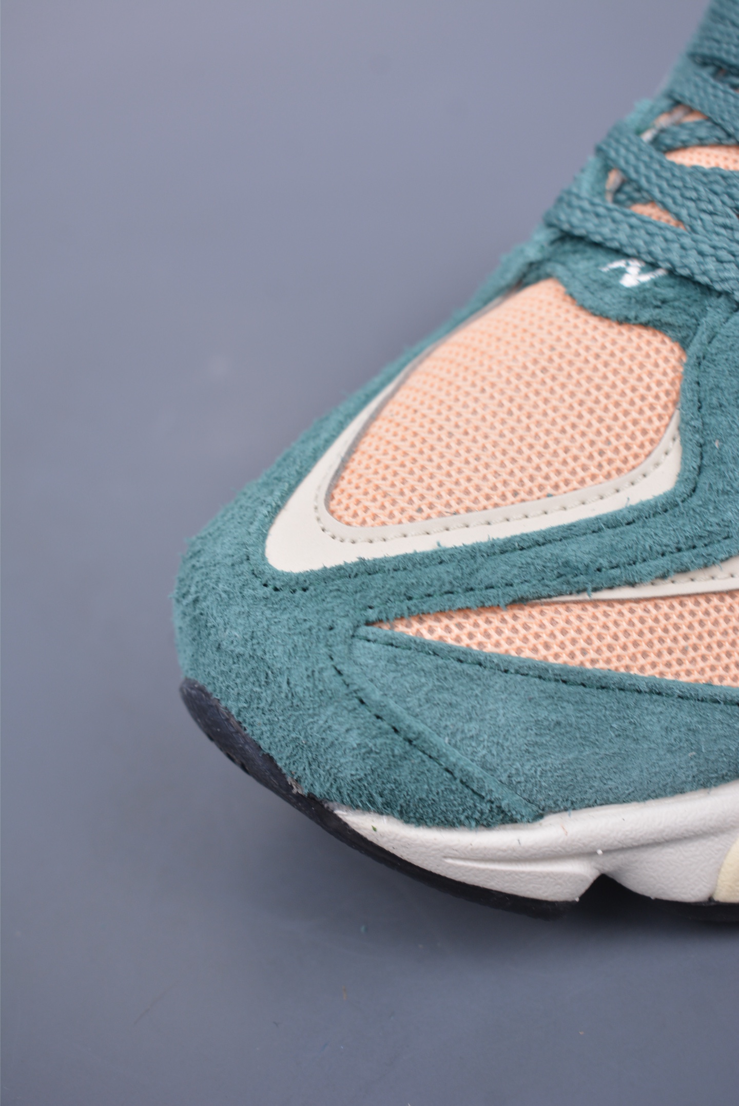 Joe Freshgoods x New Balance 渠道纯原 NB9060 联名款 复古休闲运动慢跑鞋 U9060GEC