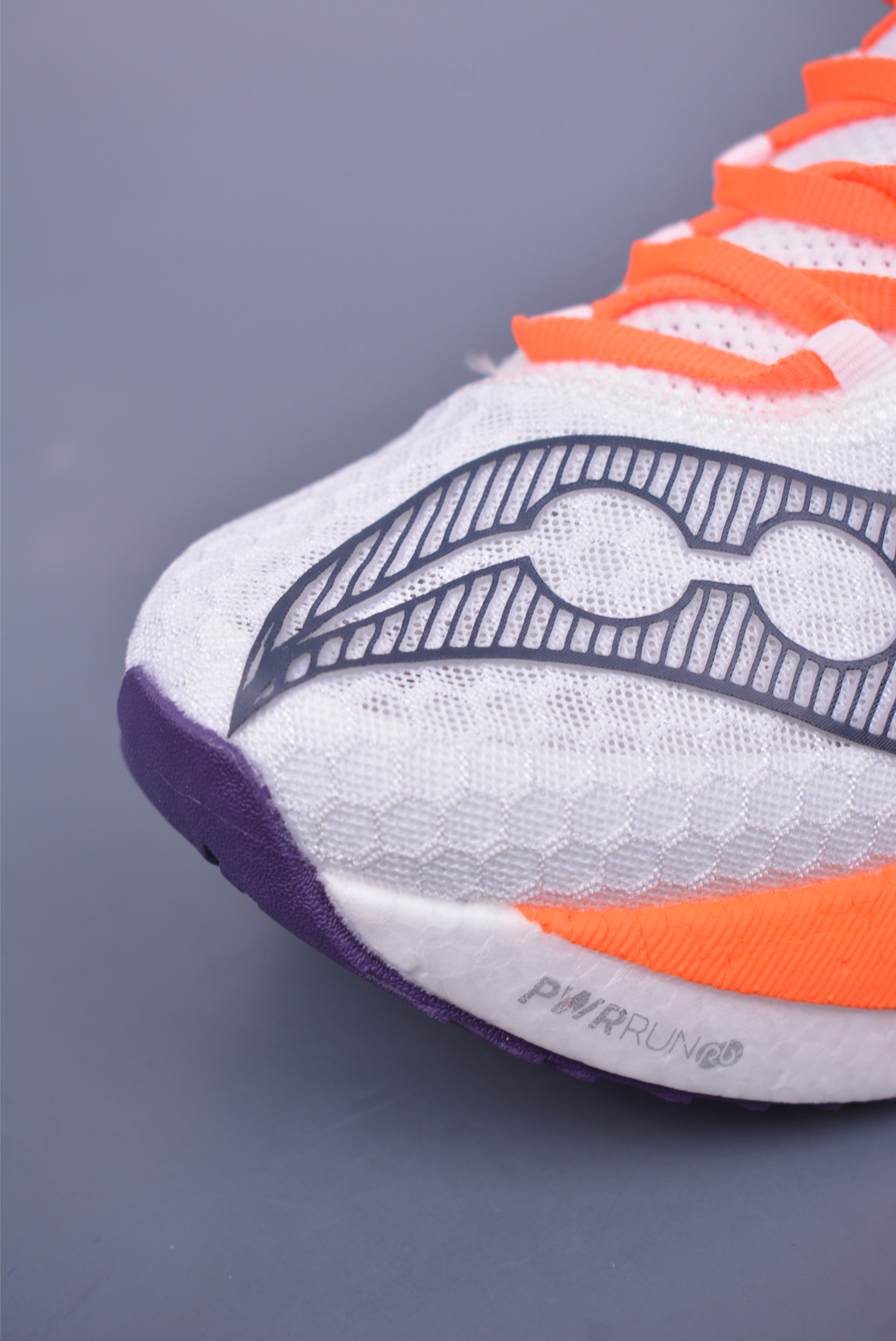 220 Saucony Triumph PRO 啡鹏4 旗舰级缓震型跑鞋 S10939-129