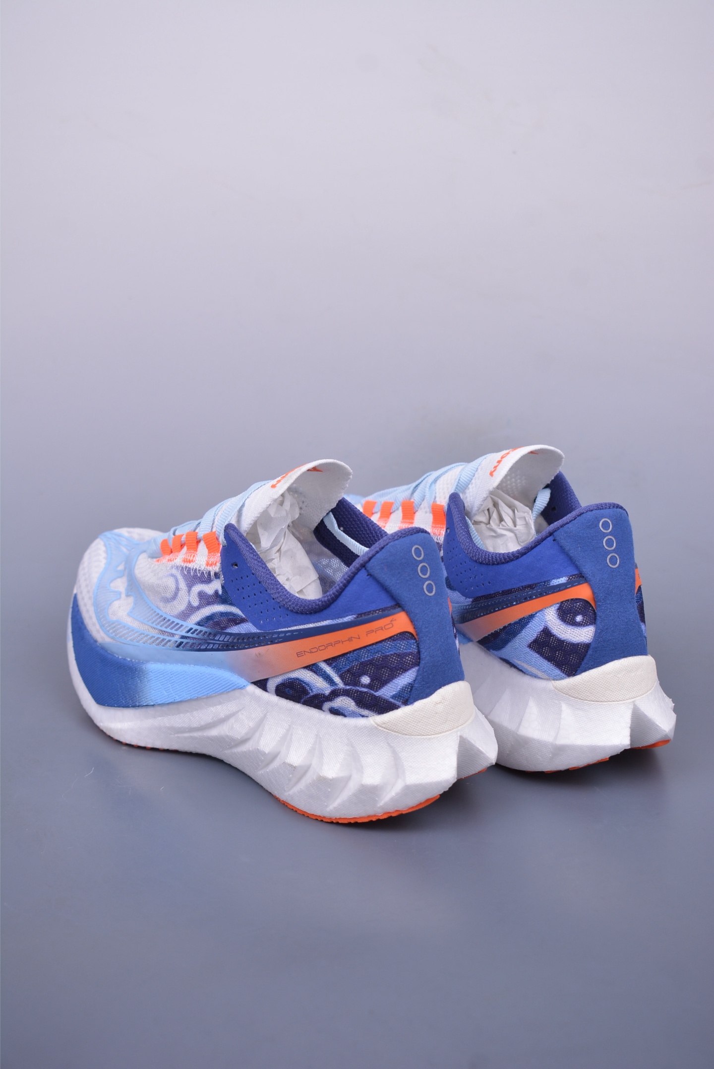 220 Saucony Triumph PRO 啡鹏4 旗舰级缓震型跑鞋 S20939-401