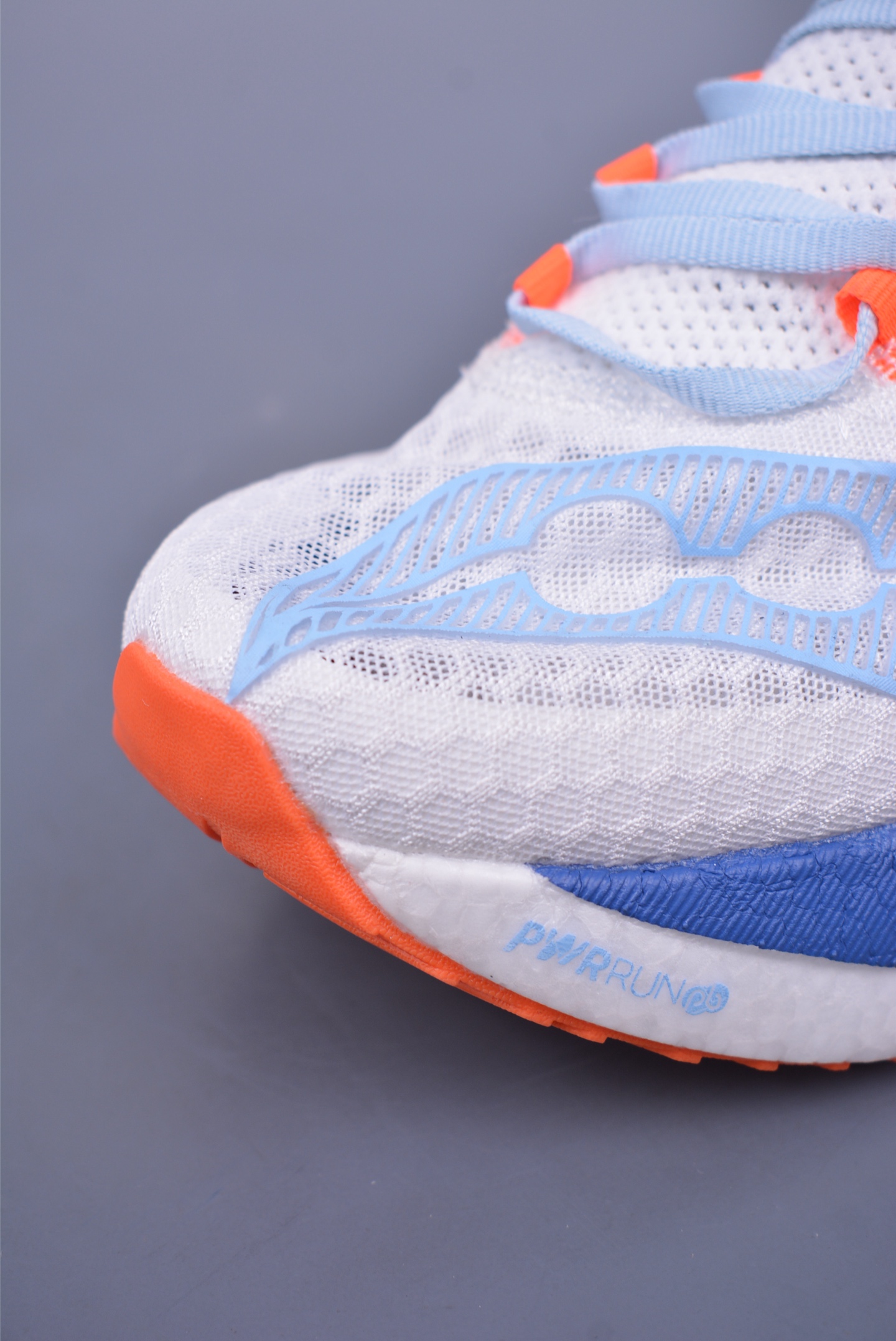 220 Saucony Triumph PRO 啡鹏4 旗舰级缓震型跑鞋 S20939-401
