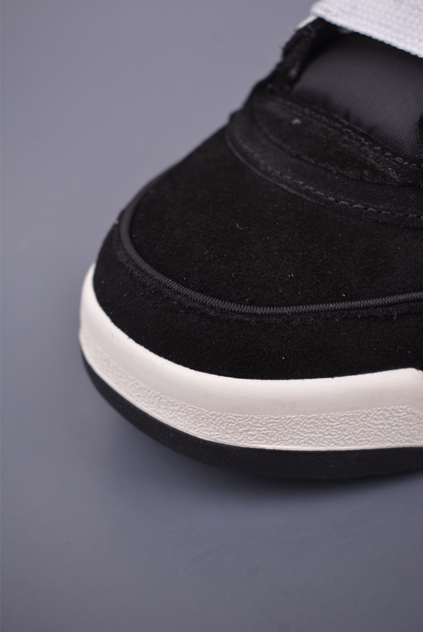 Adidas originals Forum 2000 CL 三叶草低帮 复古潮流休闲面包鞋 JS0996