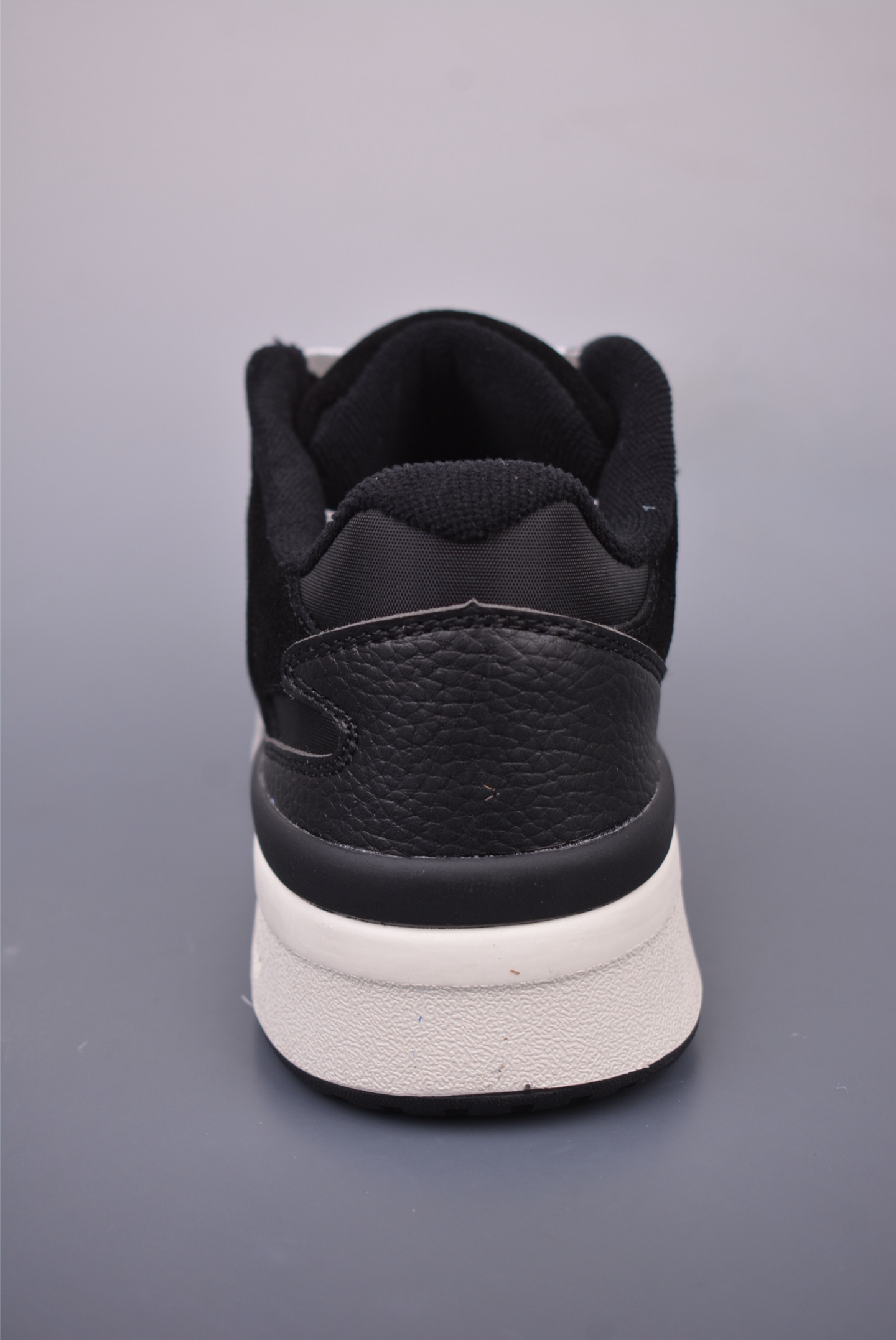 Adidas originals Forum 2000 CL 三叶草低帮 复古潮流休闲面包鞋 JS0996