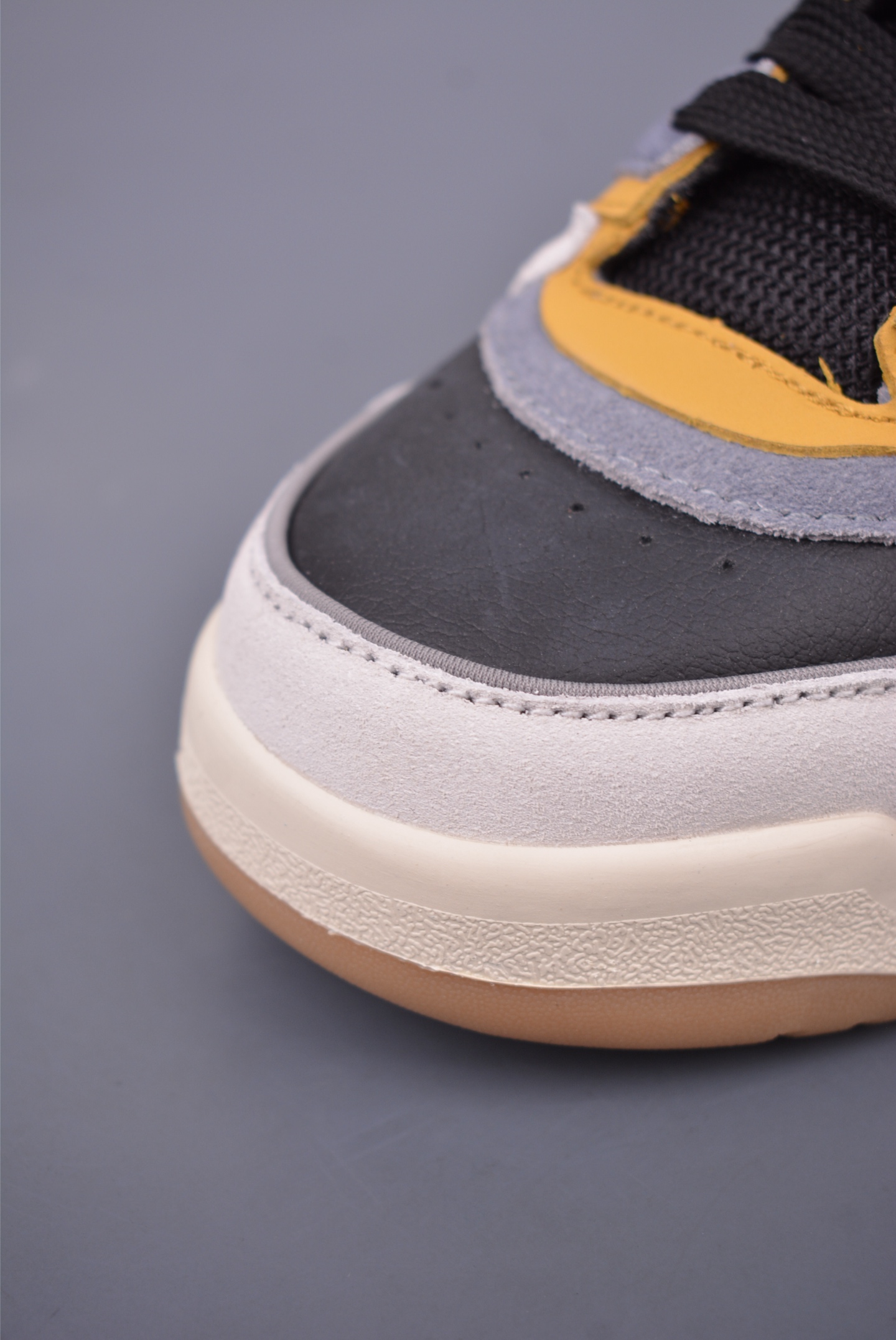 Adidas originals Forum 2000 CL 三叶草低帮 复古潮流休闲面包鞋 JS3158