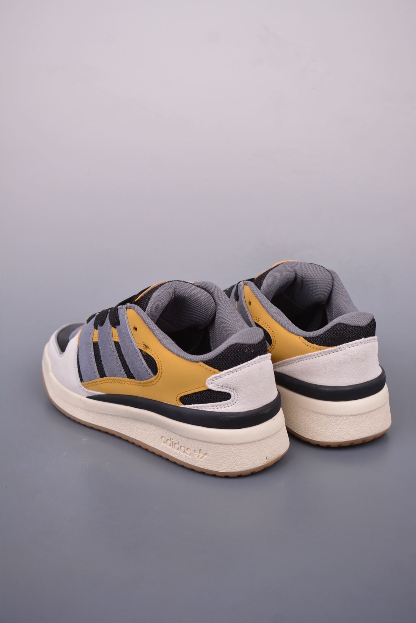 Adidas originals Forum 2000 CL 三叶草低帮 复古潮流休闲面包鞋 JS3158