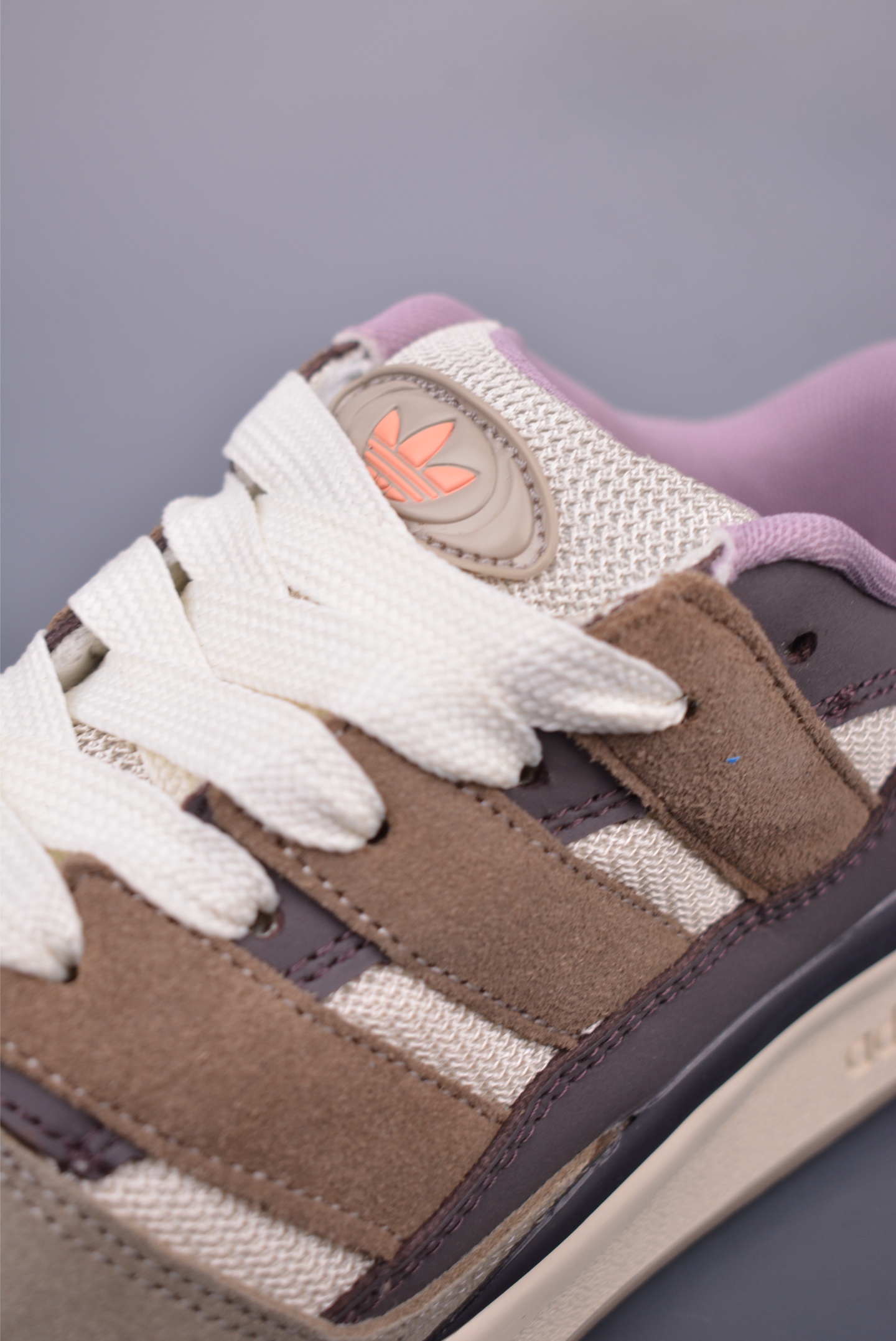Adidas originals Forum 2000 CL 三叶草低帮 复古潮流休闲面包鞋 JS3159