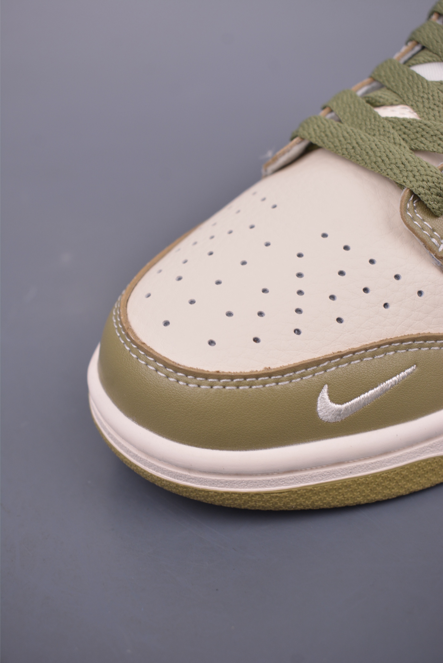 Nike SB Dunk Low Dior联名 KK1333-044
