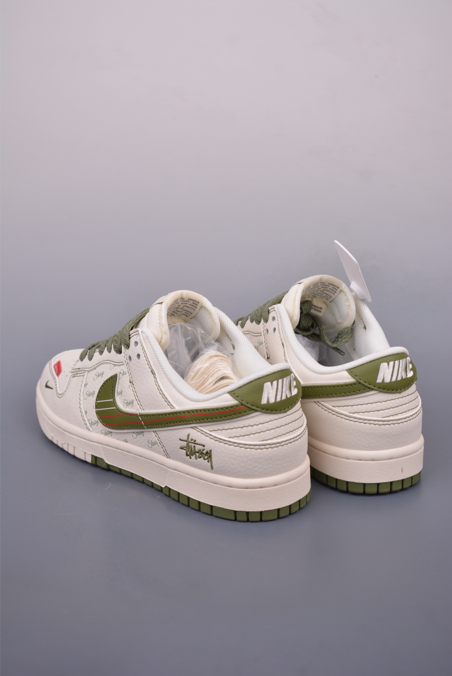 Nike SB Dunk Low 斯图西联名 XS6089-533