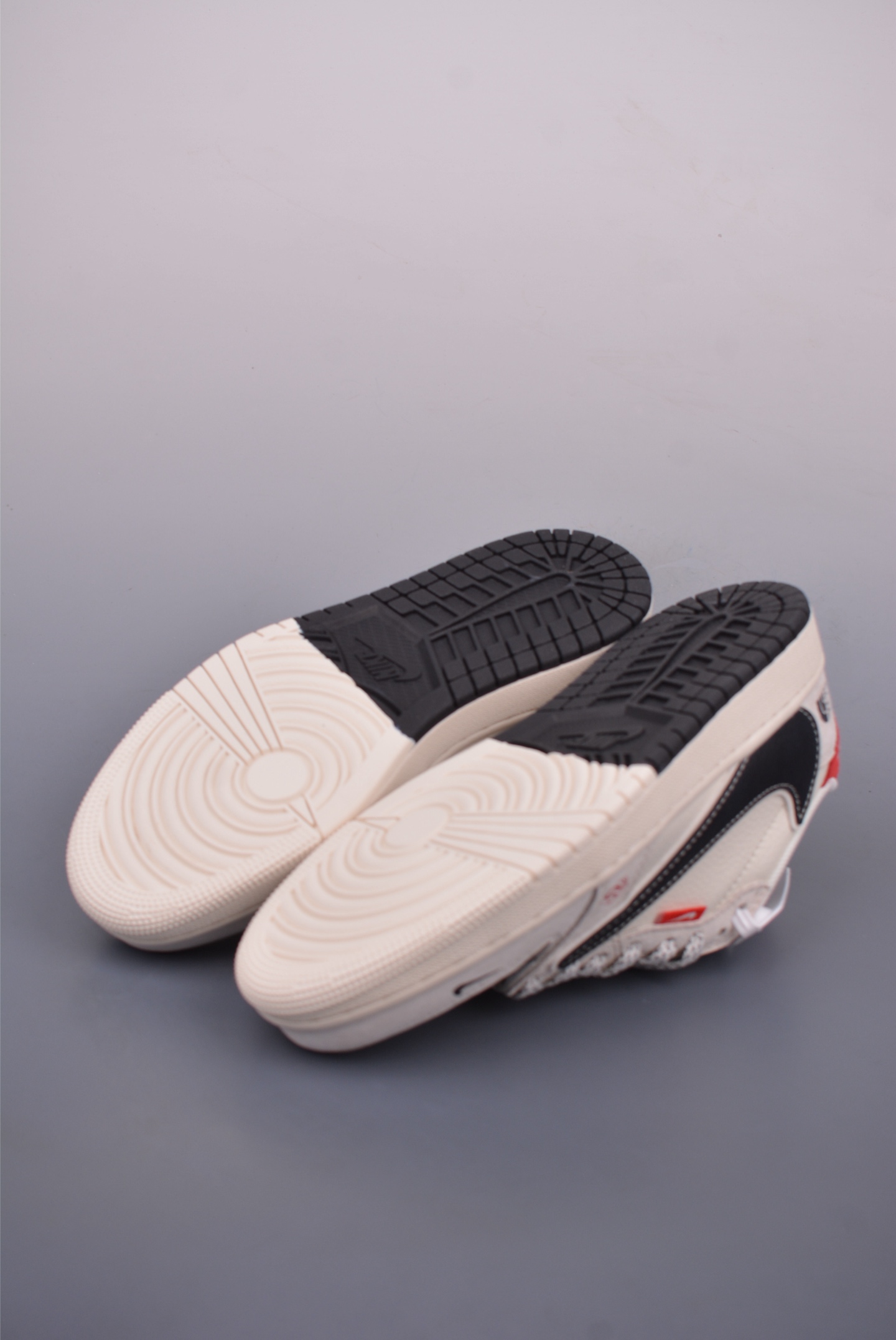 Fragment x Travis Scott x 北面 Air Jordan 1 Low 三方联名倒钩 YX5066-308