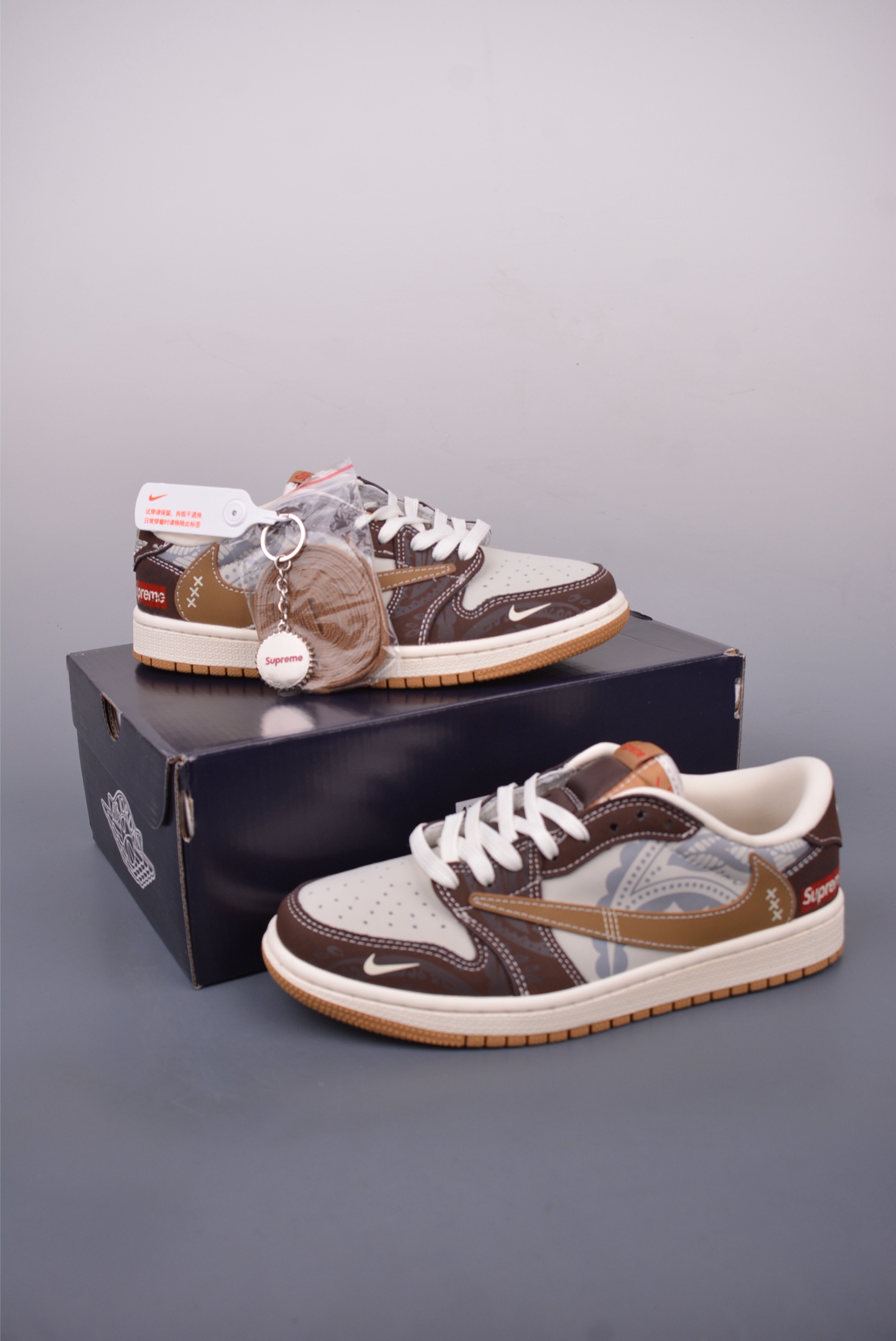 Fragment x Travis Scott x supreme Air Jordan 1 Low 三方联名倒钩 XS2024-055