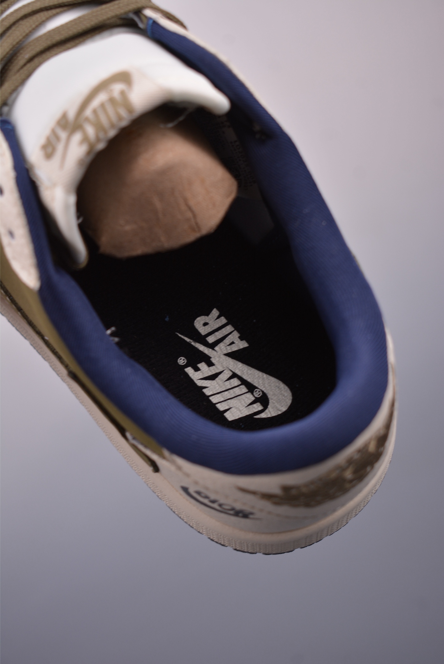 Fragment x Travis Scott x DIor Air Jordan 1 Low 三方联名倒钩 LD2025-008