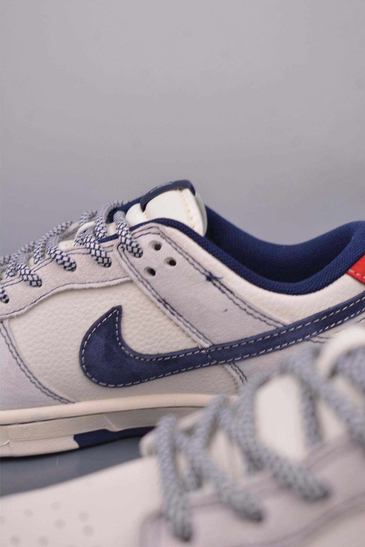 Nike SB Dunk Low 斯图西联名 YX5066-297