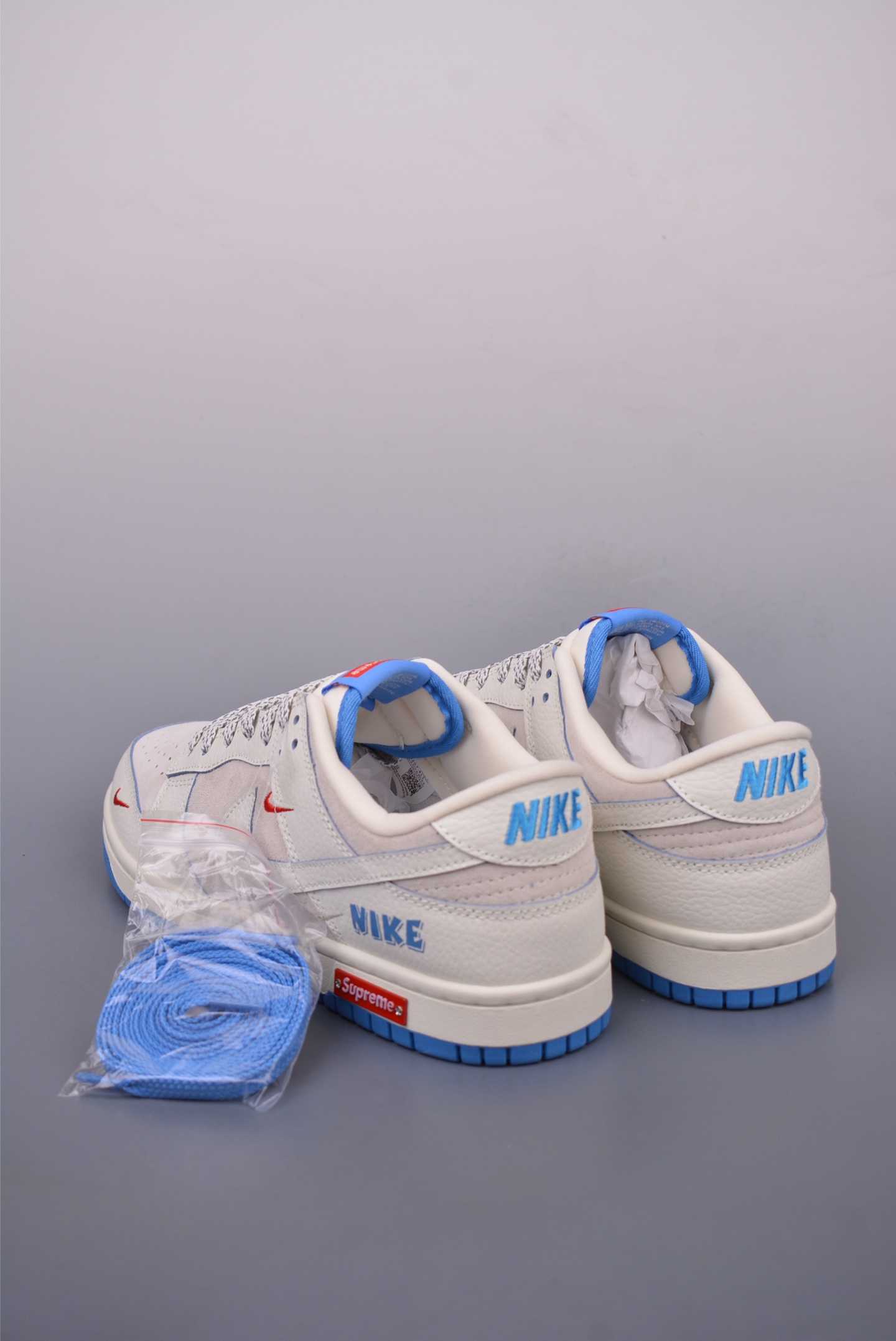 Nike SB Dunk Low Supreme联名 SC9207-411