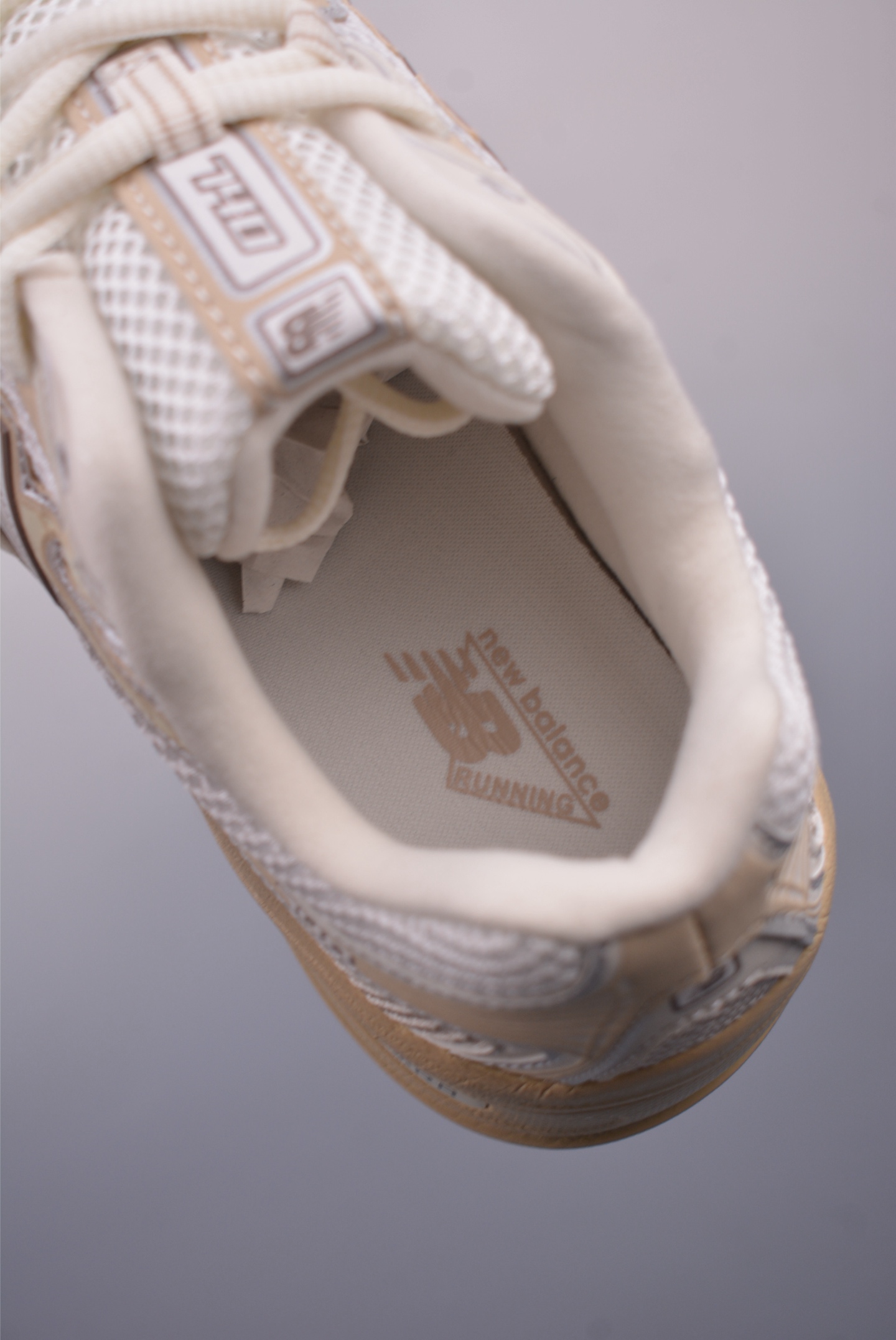180 New Balance 740系列 复古老爹风休闲运动慢跑鞋 U740PR2