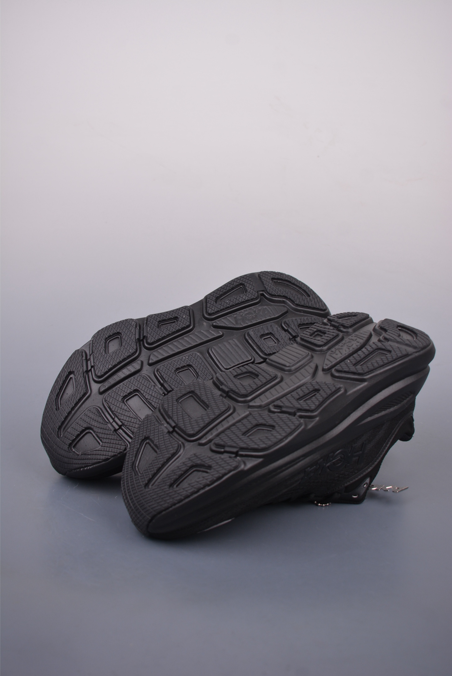 Z HOKA ONE ONE Bondi 9 WIDE 邦迪九代舒适防滑耐磨低帮休闲跑步鞋 1162011/BBLC