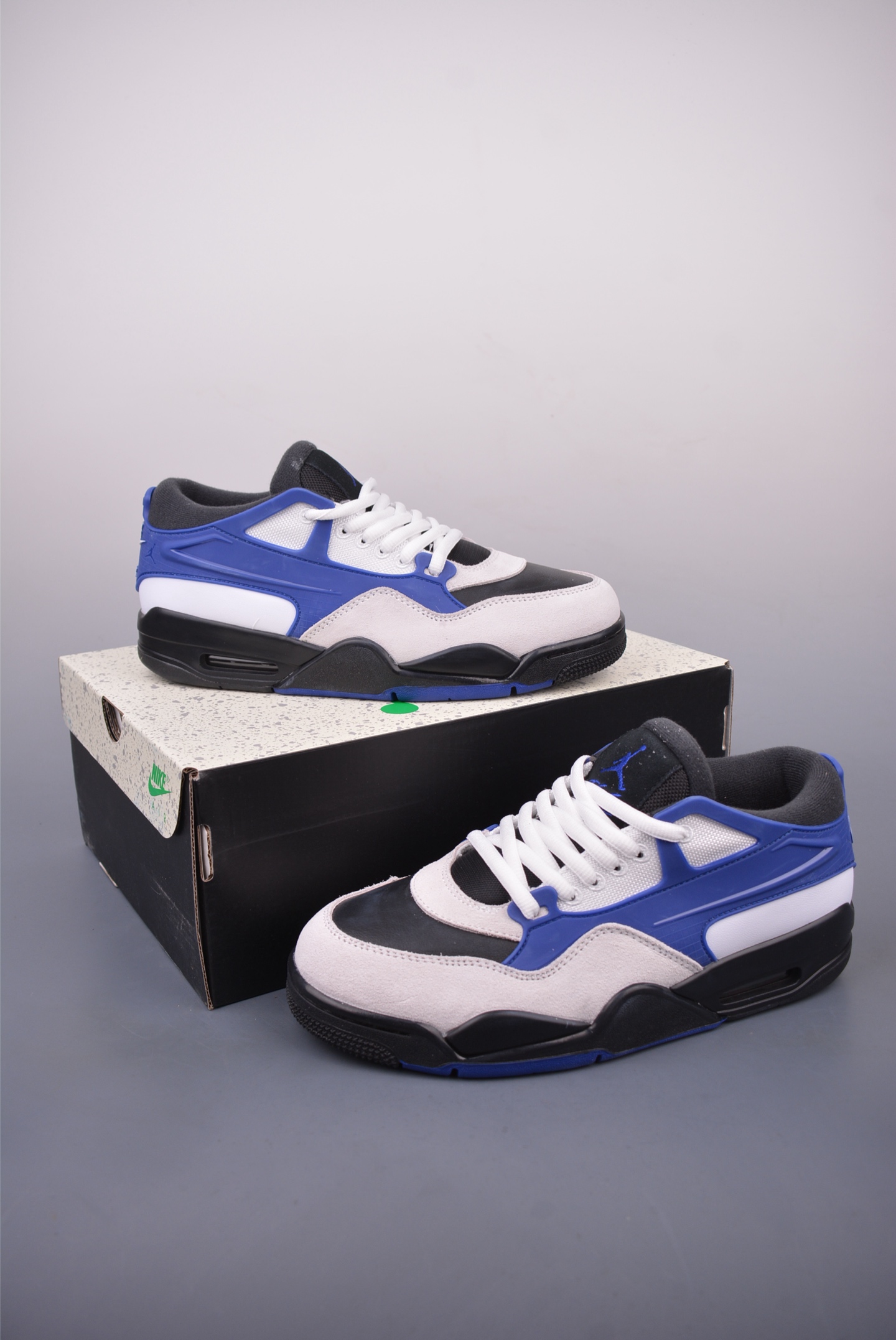 Nigel Sylvester x Jordan Air Jordan 4 RM 复刻黑白蓝 FQ7939-140