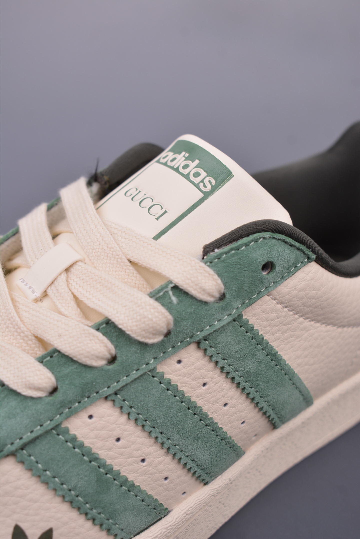Adidas Originals Superstar 2025全新版本 贝壳头斯图西联名 SX000133