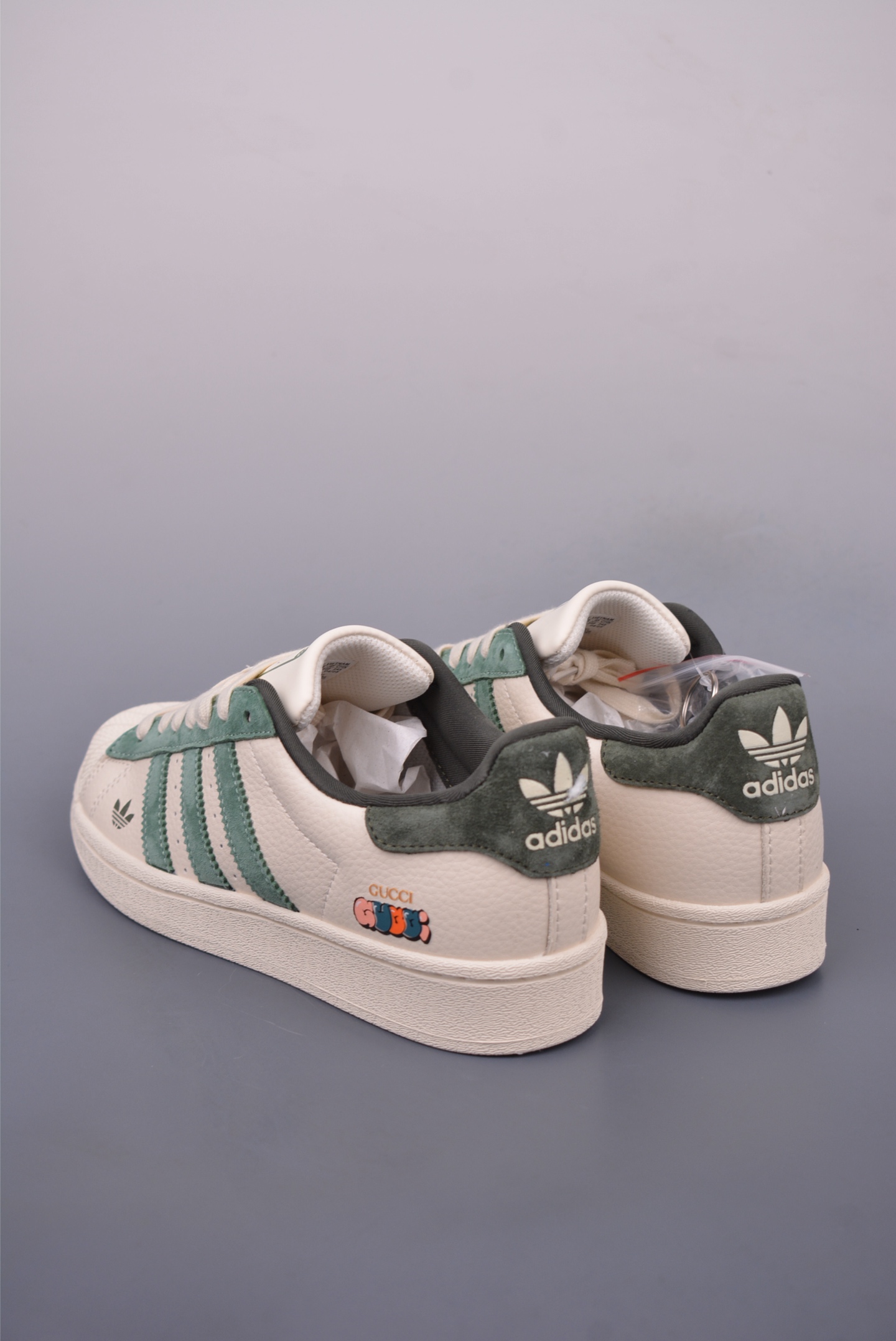 Adidas Originals Superstar 2025全新版本 贝壳头斯图西联名 SX000133