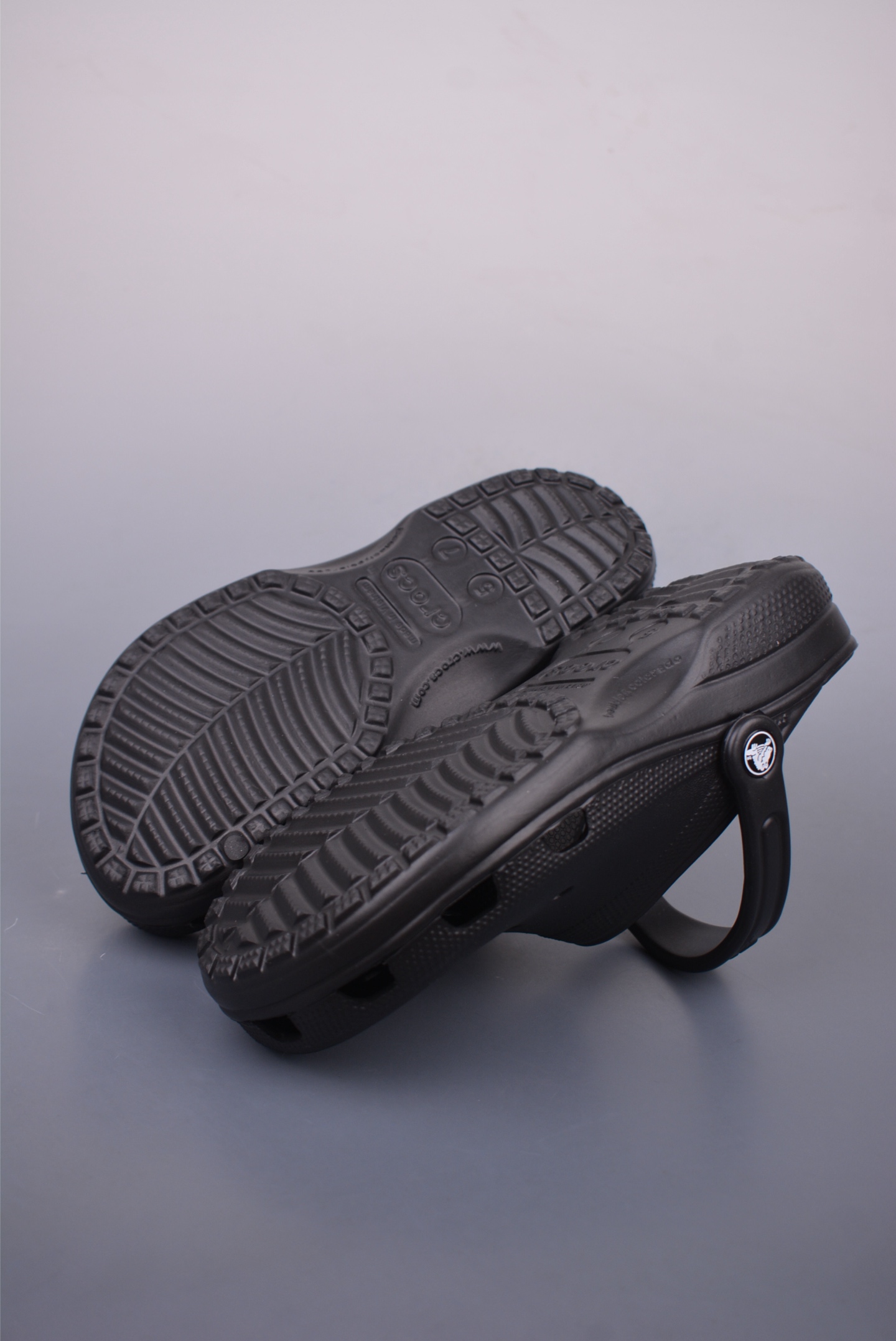广东原厂 Crocs 卡骆驰 明星 经夏季两用沙滩洞洞鞋