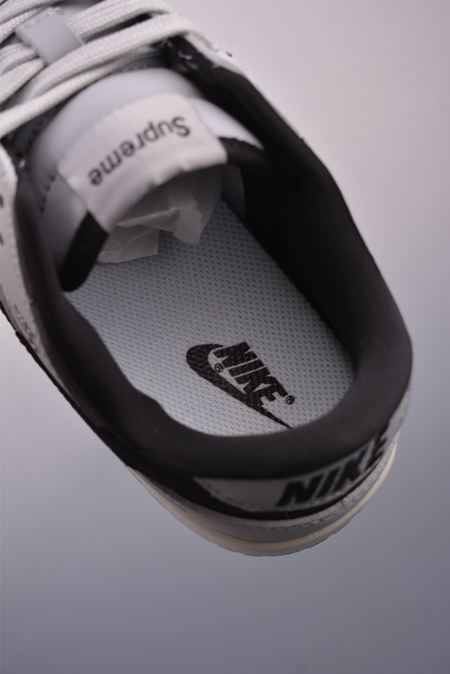 Nike SB Dunk Low Supreme联名 XY2026-151