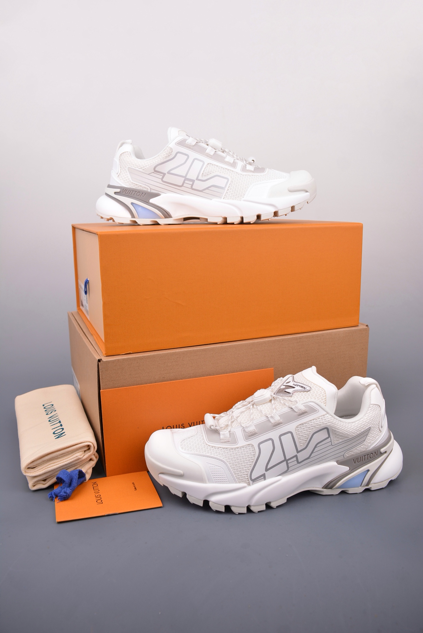550 Runner Tatic 系列运动鞋 AE5U38