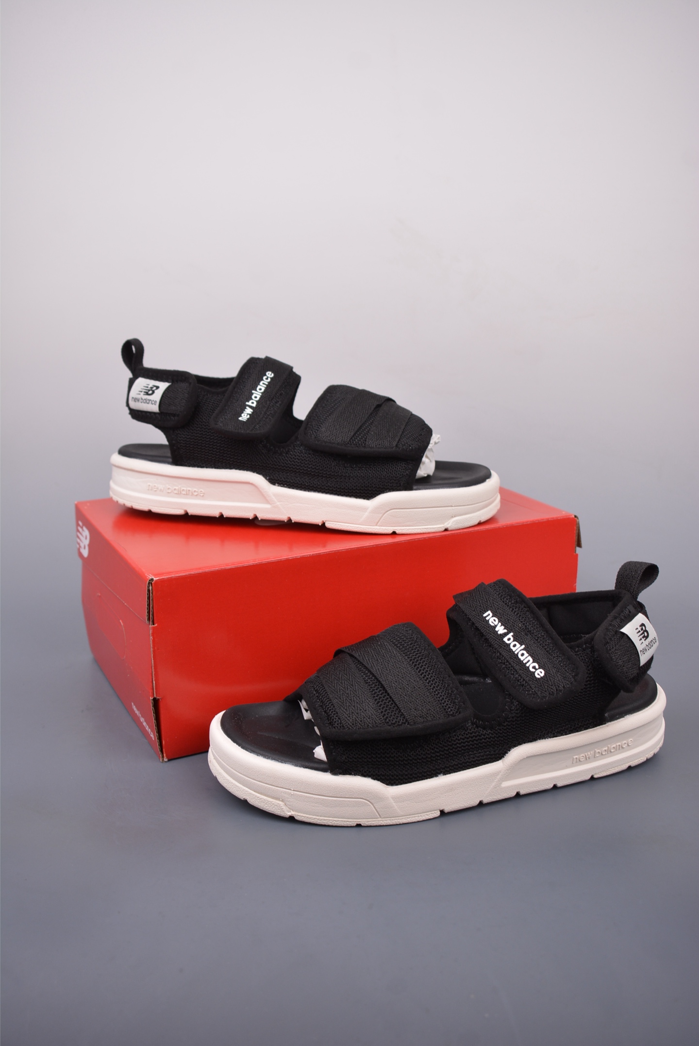 130 New balance 夏季新款运动凉鞋 魔术贴设计 时尚简约 SDL3206