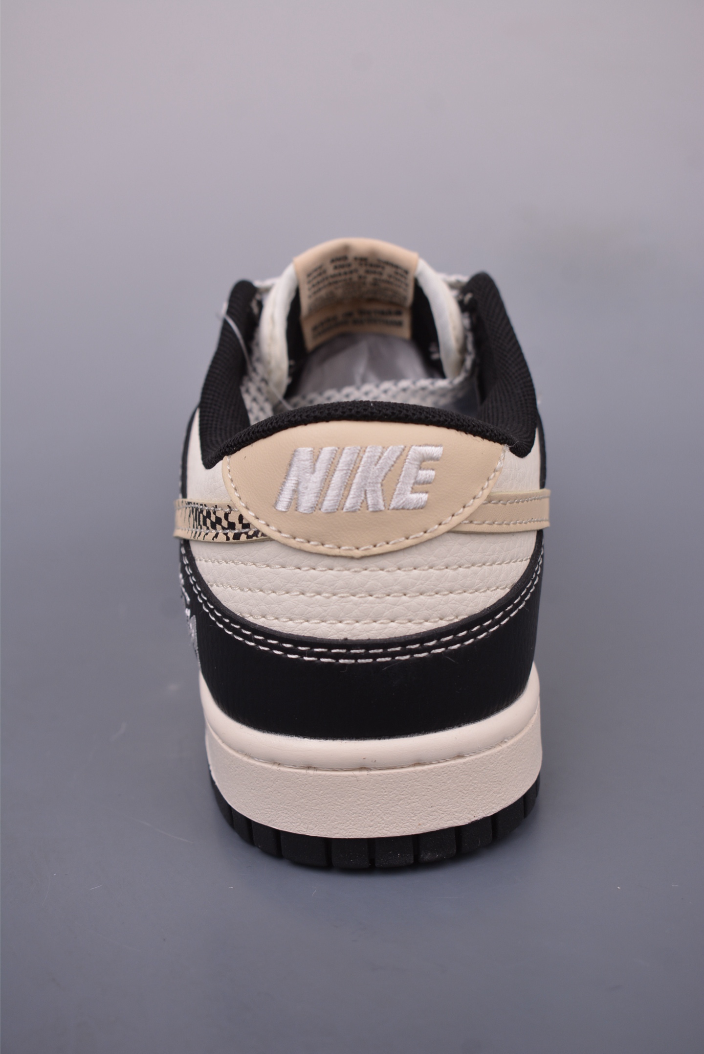 Nike SB Dunk Low 斯图西联名 ZH2598-271