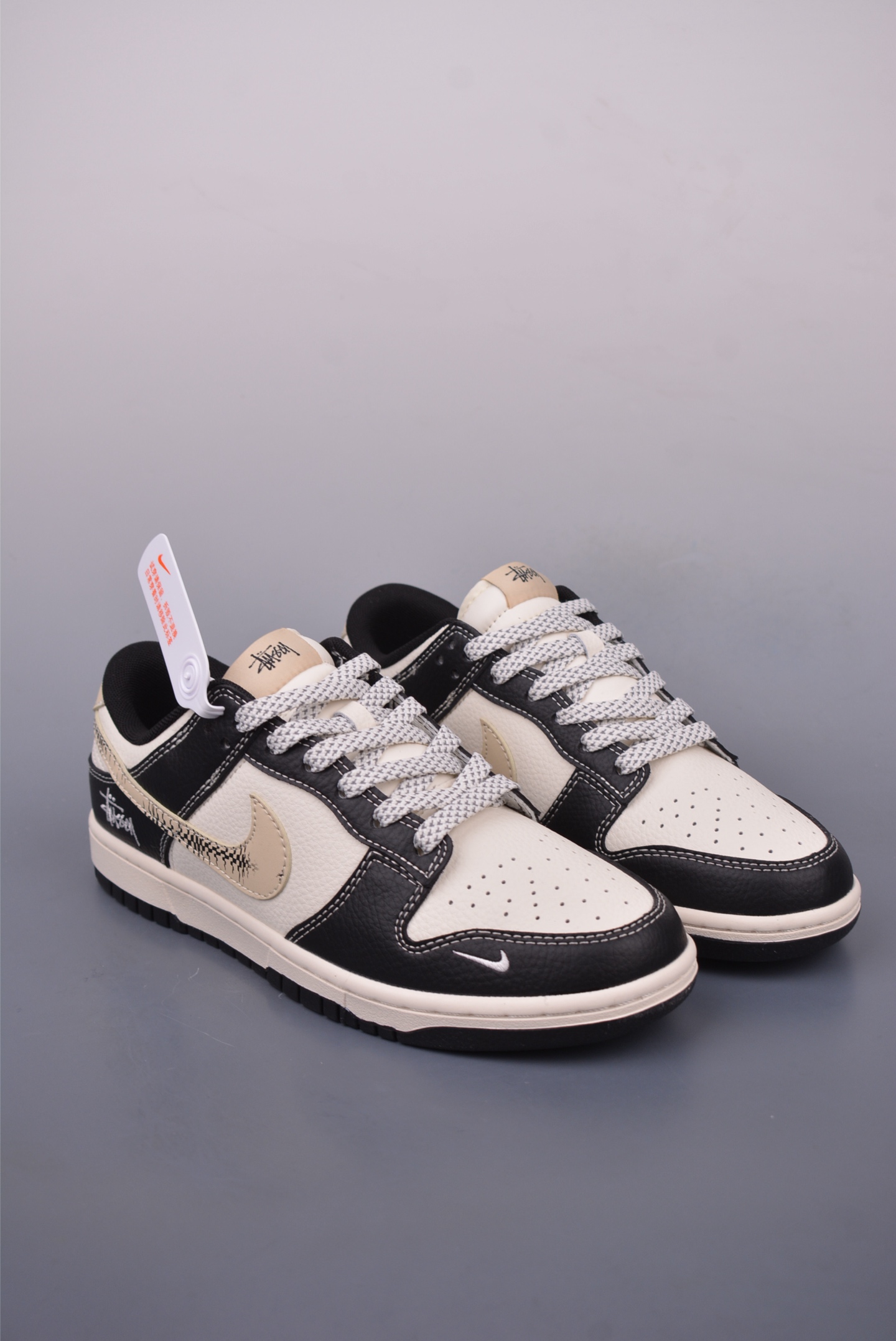 Nike SB Dunk Low 斯图西联名 ZH2598-271