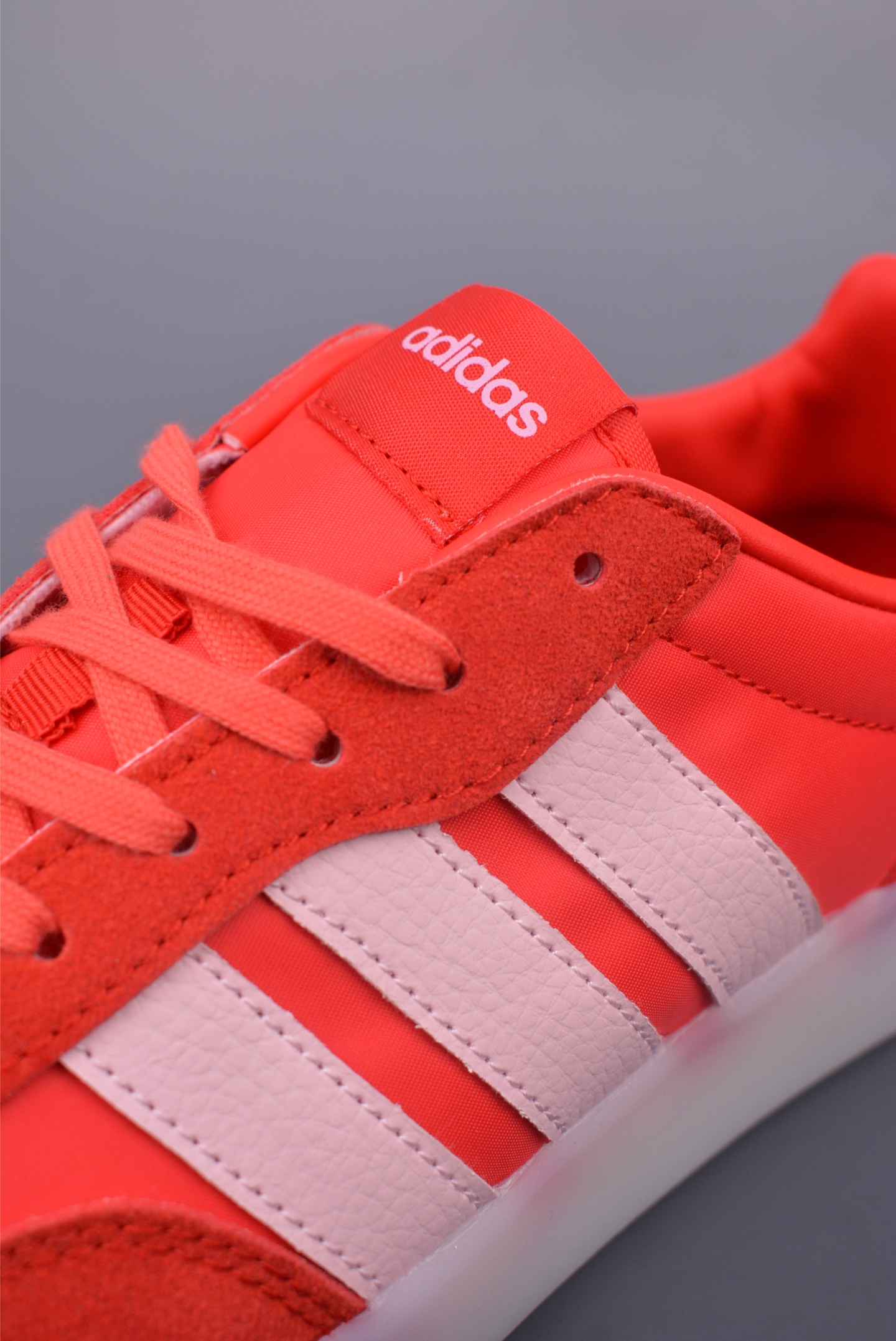 180 Adidas Barreda Decode 阿迪舒适减震低帮休闲板鞋 JP9669