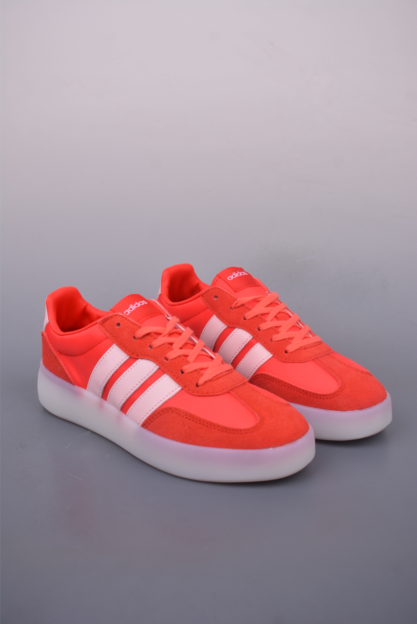 180 Adidas Barreda Decode 阿迪舒适减震低帮休闲板鞋 JP9669