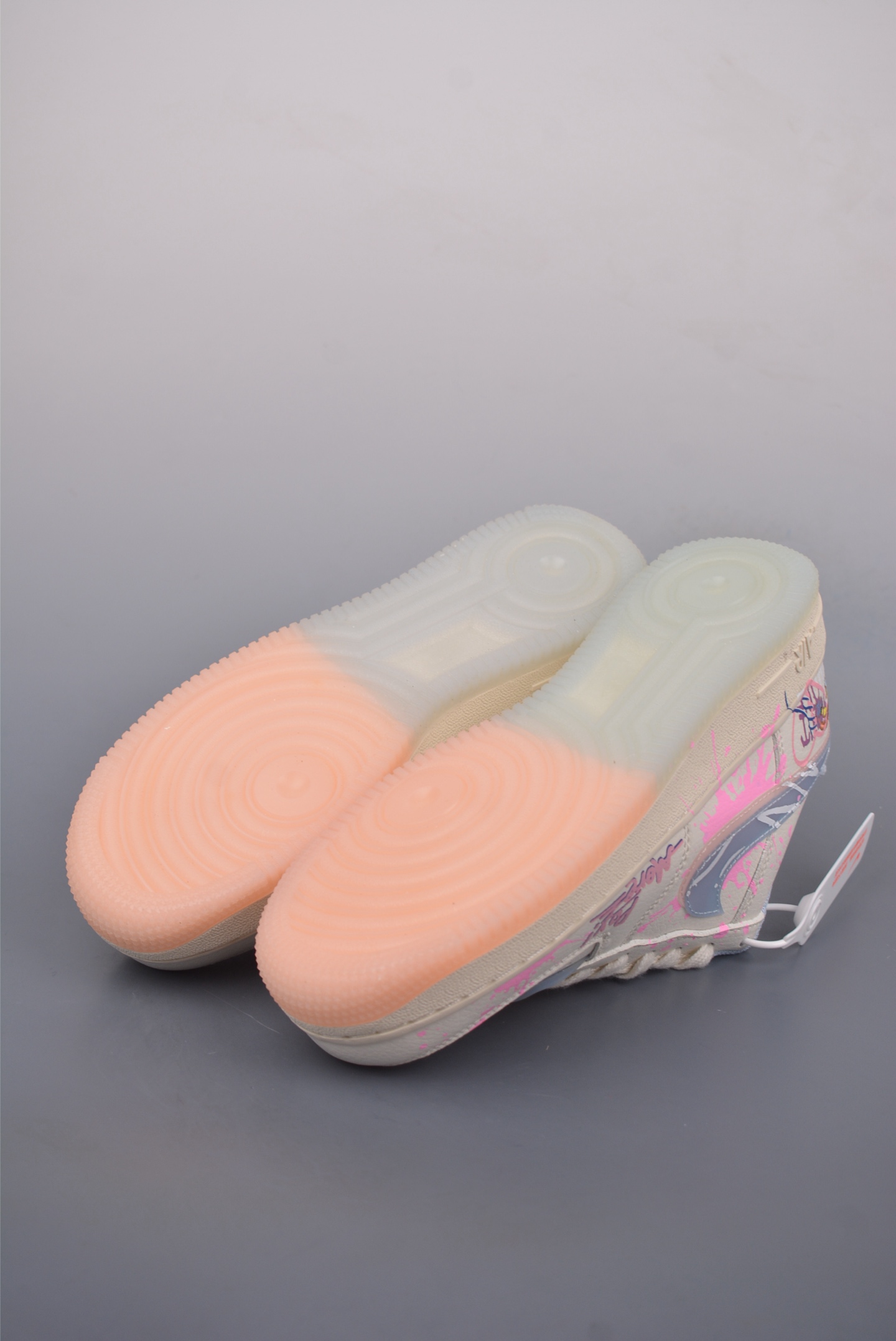 260 Nike Air Force 1 Low 520蓝粉爱心 CW1574-058