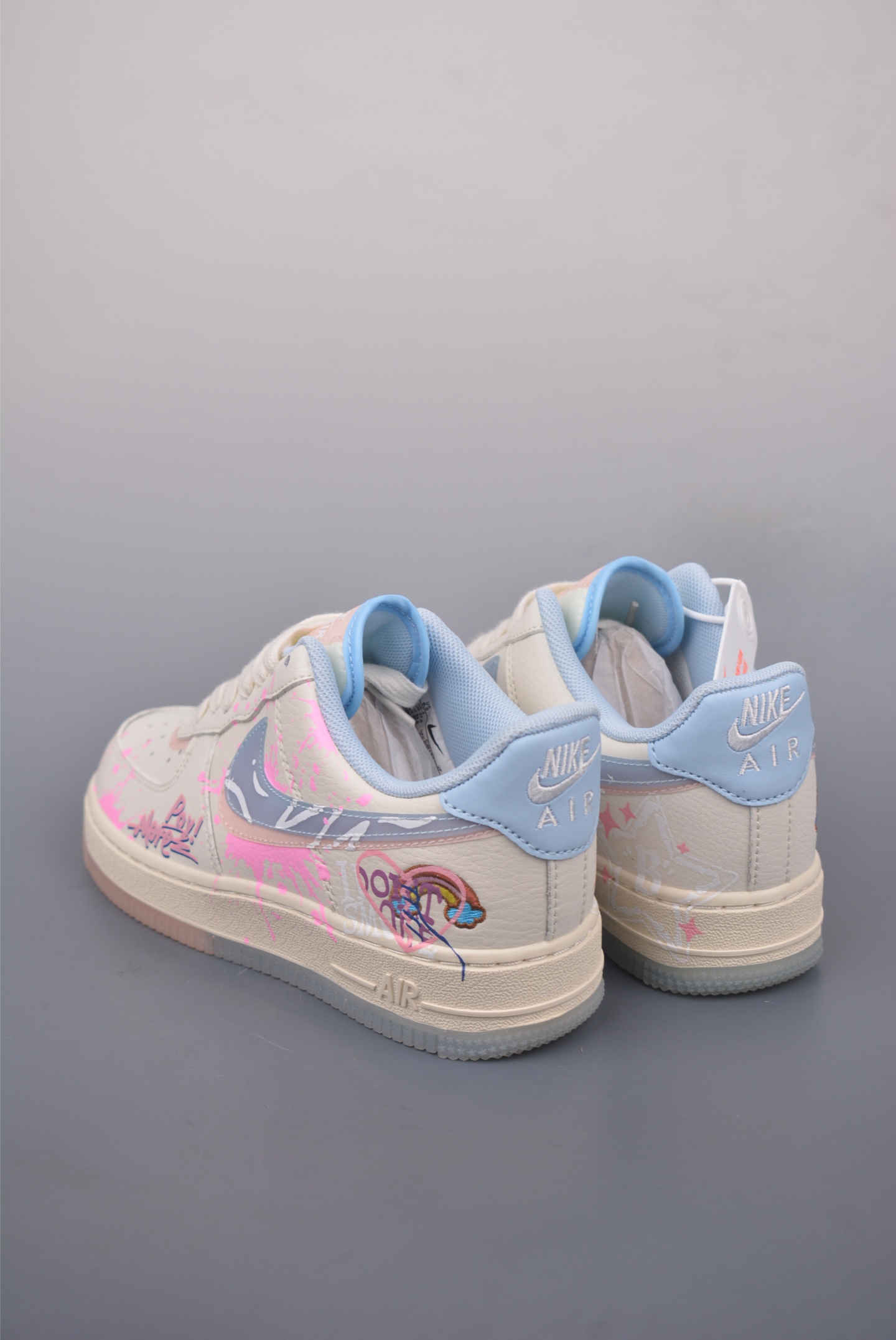 260 Nike Air Force 1 Low 520蓝粉爱心 CW1574-058